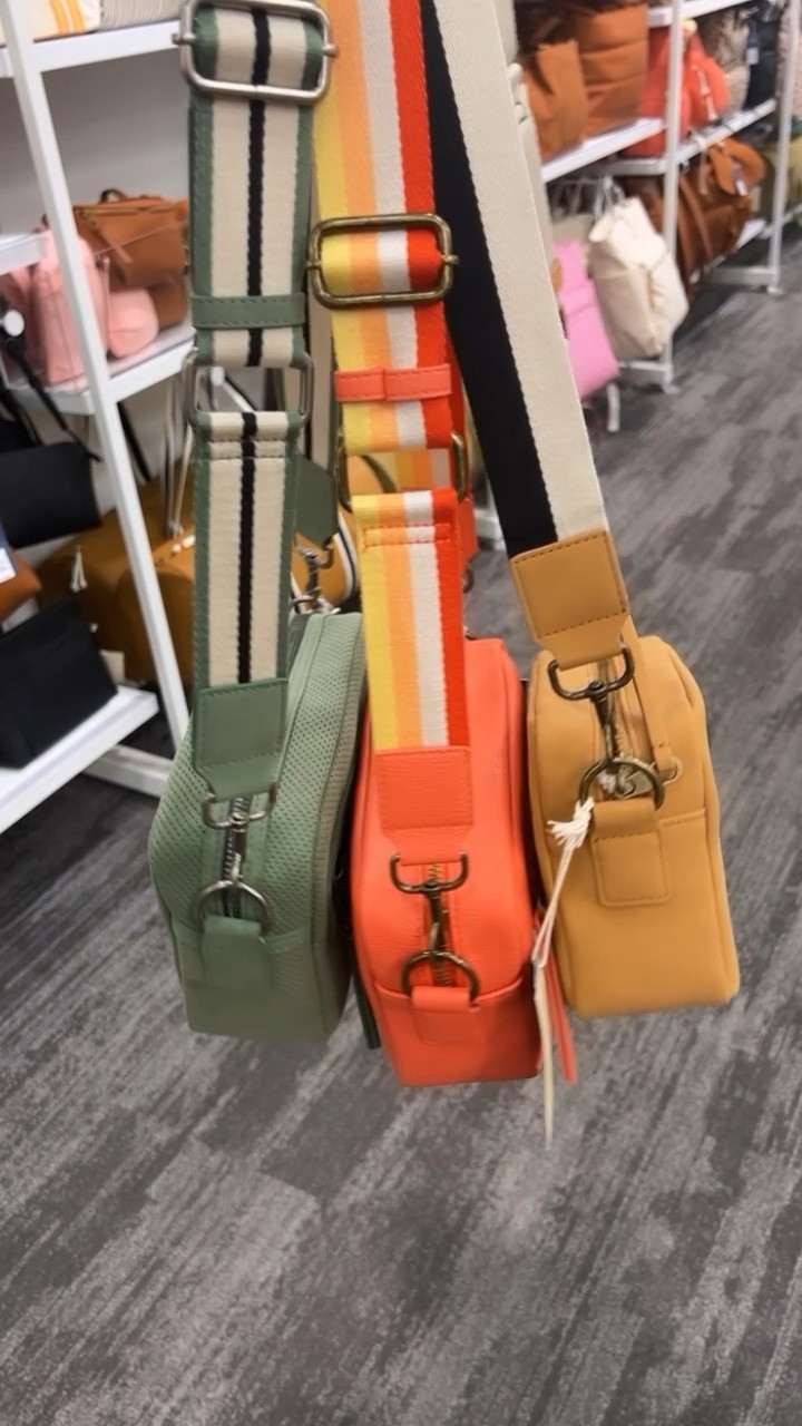 Love me a good cross body bag 👏🏼👝🥰 purse, bag, camera bag w/ removable straps 

#LTKitbag #LTKFind #LTKunder50