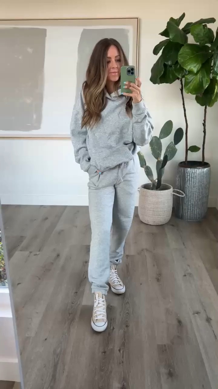 Been wearing this set all break long!! I have it in multiple colors- it’s my favorite! 