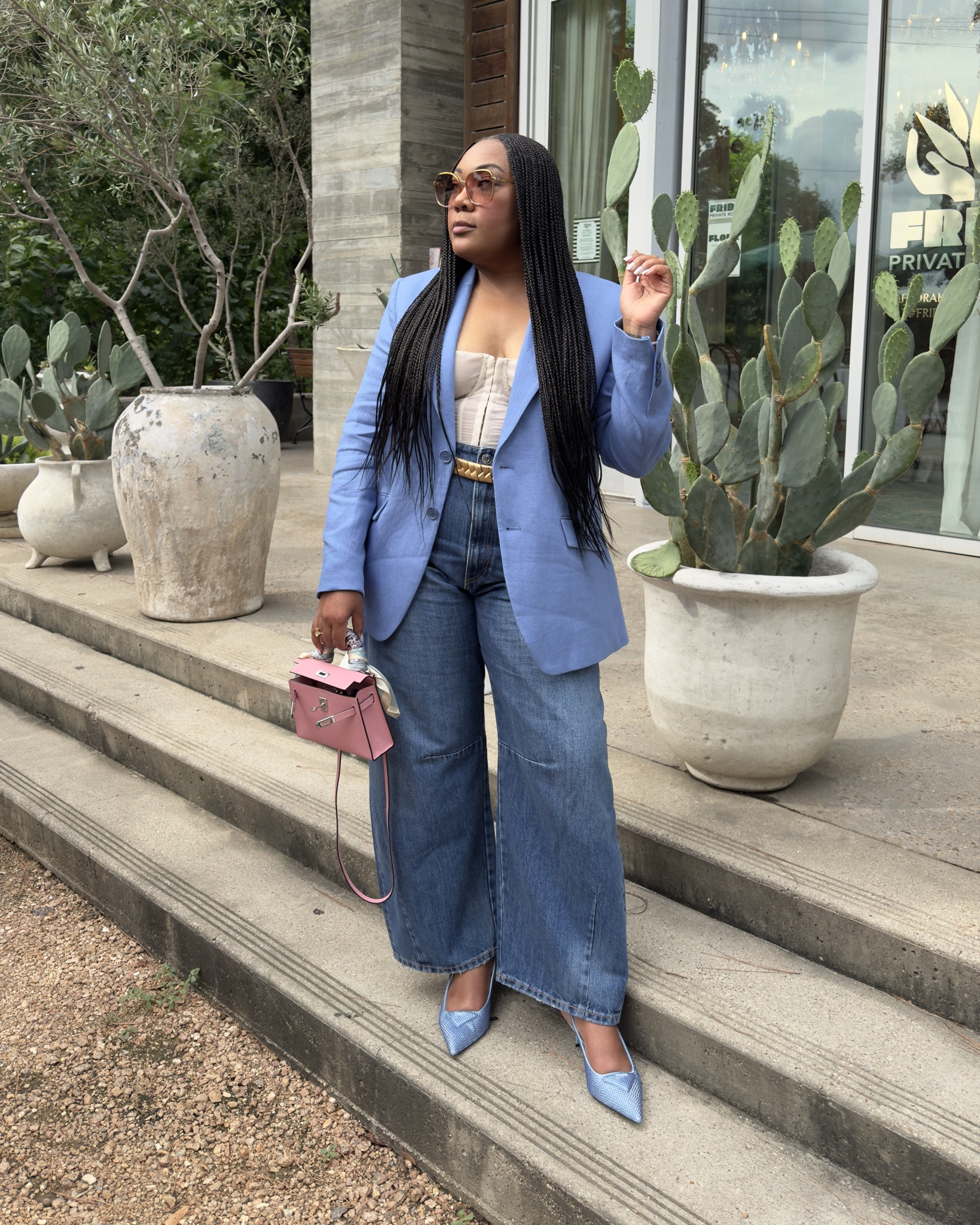 Fall transition is loading and I’m here for the barrel jeans.  Expect to see me in these this season. 

#LTKOver40 #LTKShoeCrush #LTKStyleTip