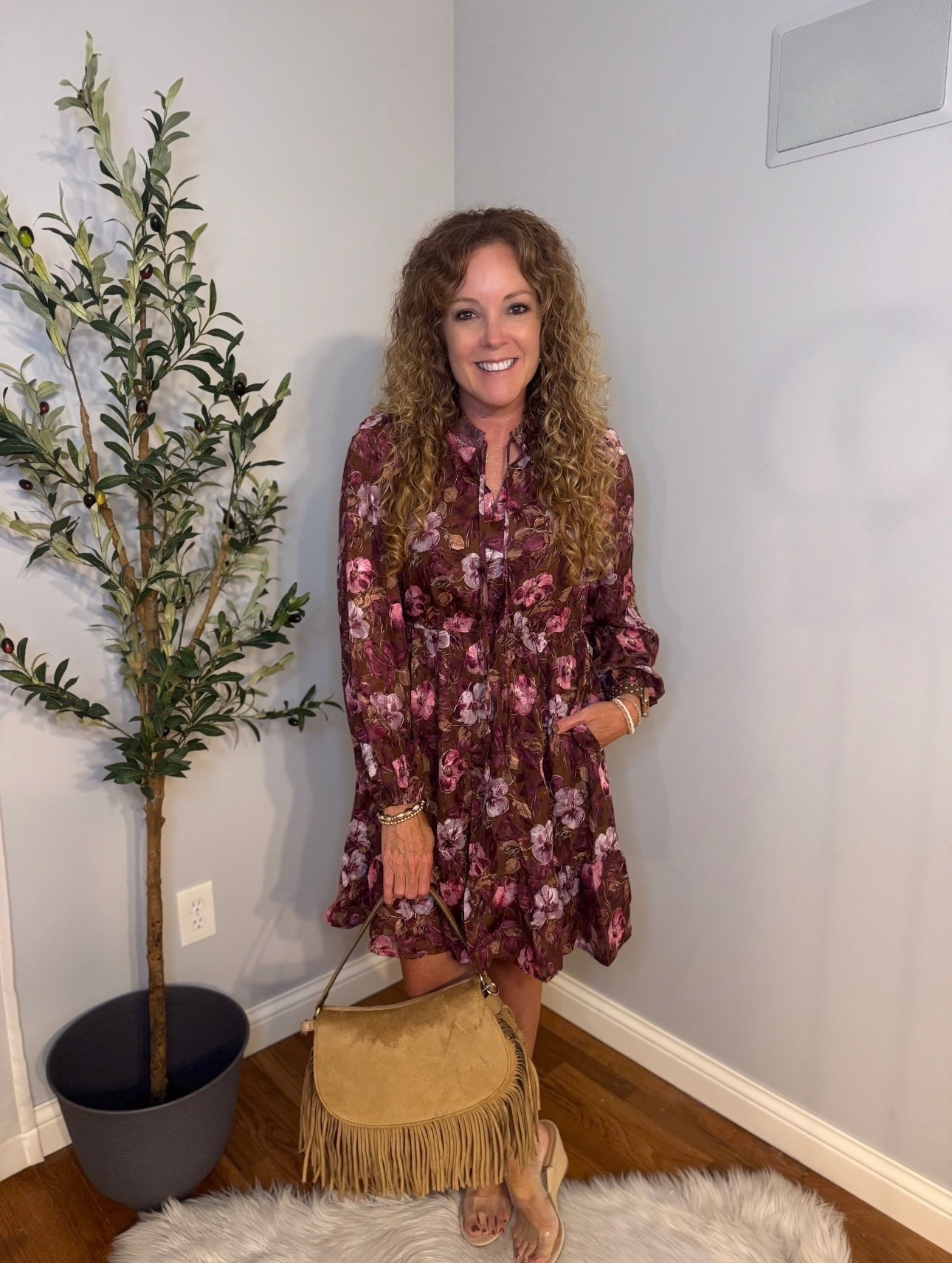 Amazon✨ fall dress / family photo dress / wedding guest dress 

*Wearing size small

PRETTYGARDEN Women's Fall Boho Dresses 2026 Floral Long Sleeve V Neck Mini Flowy Wedding Guest Dress Trendy Vacation Outfits

#LTKOver40 #LTKgrwm #LTKSeasonal