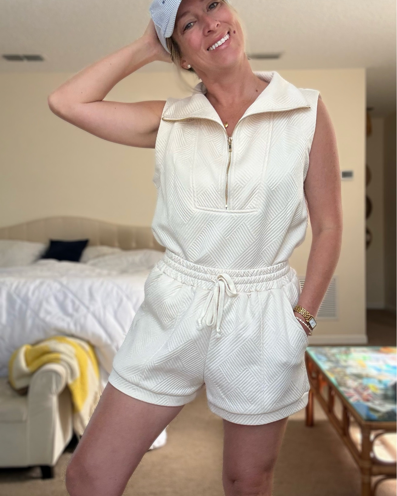 Found the best mom set for those quick mornings! So easy to grab but still looks put together 🤍

#LTKdayinmylife #LTKmomlife #LTKootd