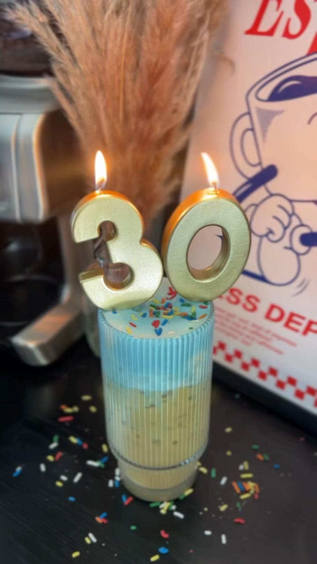 Today’s my 30th birthday so it’s only right to celebrate with a birthday cake latte 🎂
What do you think I wished for this year? 🤭

•bianco doppio @nespresso 
•sweet cream creamer @chobani 
•heavy cream 
•white chocolate sauce @torani 
•cake batter syrup @kyyachocolate (10% off with code ‘MEGANKYYA10’)
•blue food dye
•rainbow sprinkles 

✨I’m Meg, the Iced Coffee Connoisseur! I’m bringing you all things coffee — including fun at home recipes & honest reviews of coffee shops all across NJ✨

#icedcoffeeconnoisseurs #nj #njcoffee #athomecoffee #athomecafe #bday #birthday #hbd #happybirthday #birthdaycakelatte #30thbday #30thbirthday #birthdaycakeicedlatte #birthdaycoffee #athomecoffeerecipes