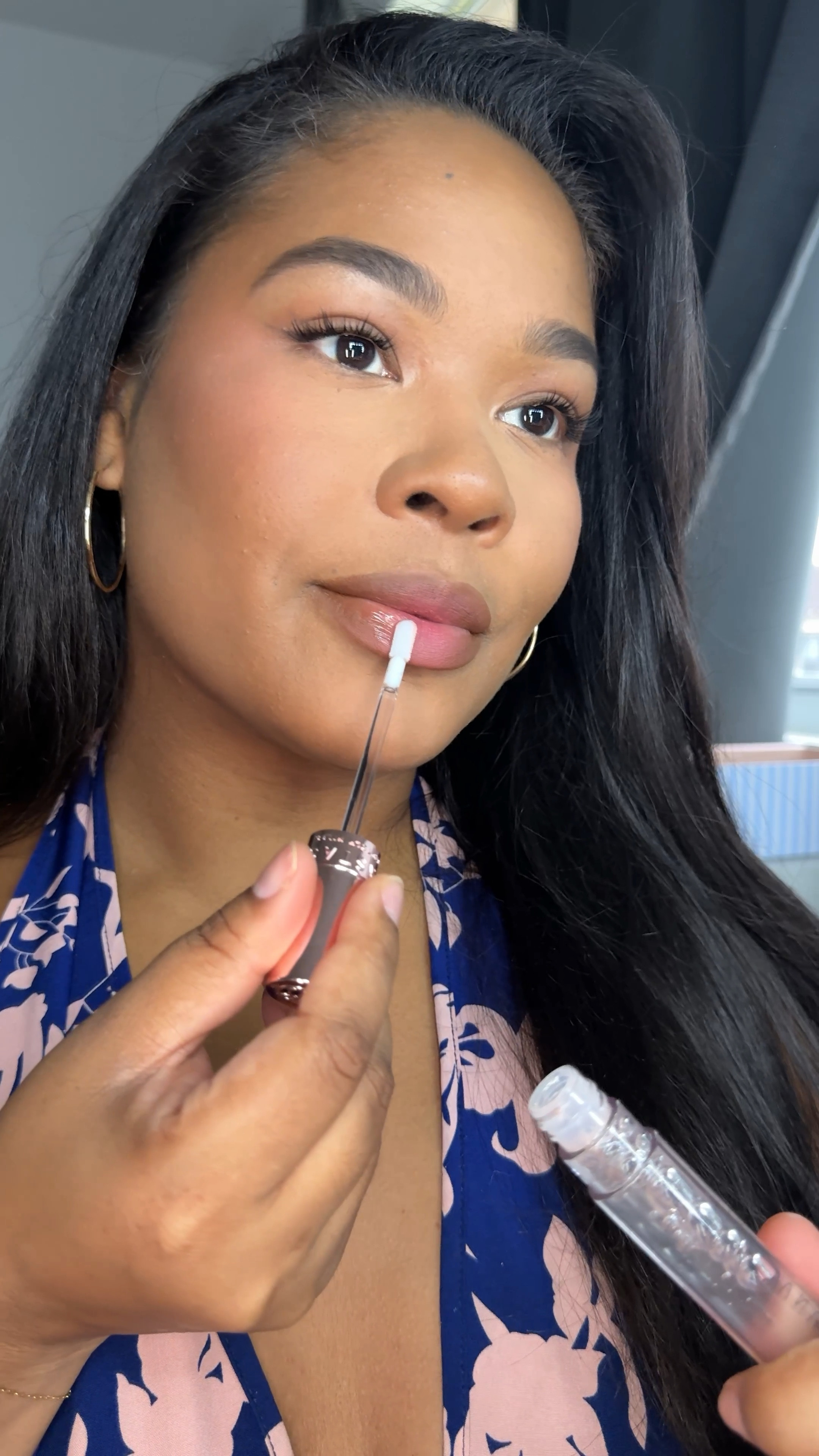 The perfect lip Combo doesn’t exi... 
this Anastasia combo is a great year round combination. 
Lip liner in cool brown 
Lip velvet in rosy mauve 
Lil gloss in crystal clear 