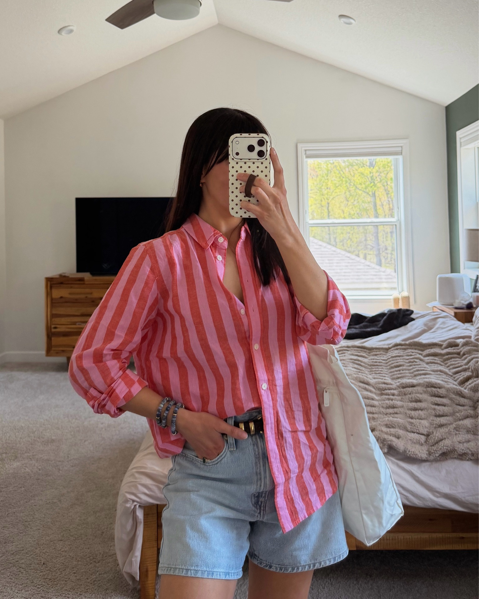Easy spring summer mom friendly outfit !! Striped button up top is 45% off rn!! comes in petite but I’m wearing s reg. 27 in Levi clinch waist shorts & size down .5 in jellies!

#LTKPetite #LTKSeasonal #LTKSaleAlert