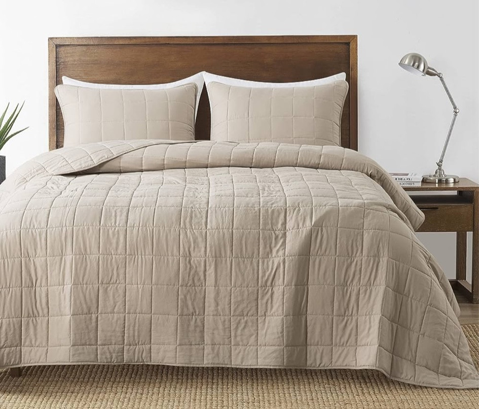 Beige Quilt King Size Bedding Sets with Pillow Shams, Lightweight Soft Bedspread

#LTKunder50 #LTKSeasonal #LTKhome
