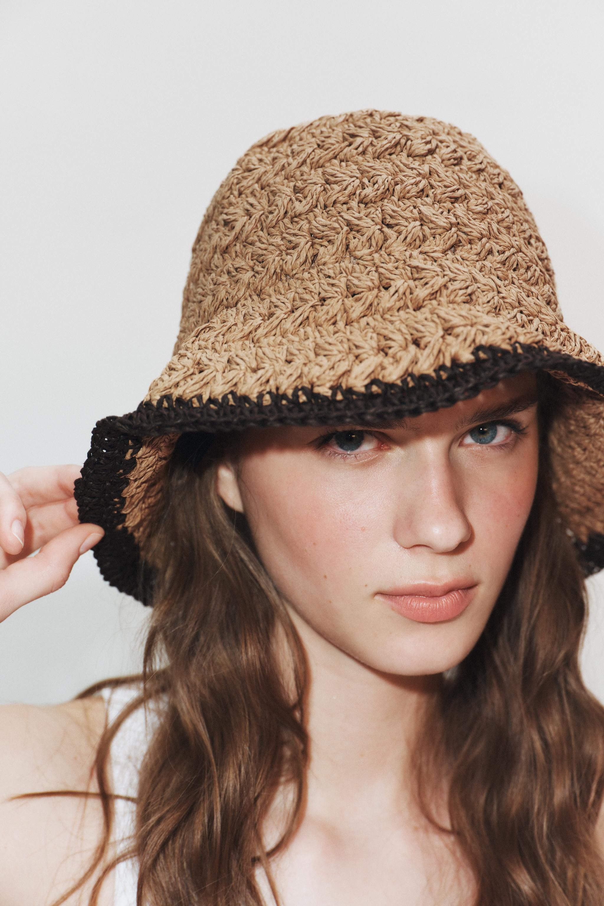 CONTRAST BRAIDED HAT | Zara UK