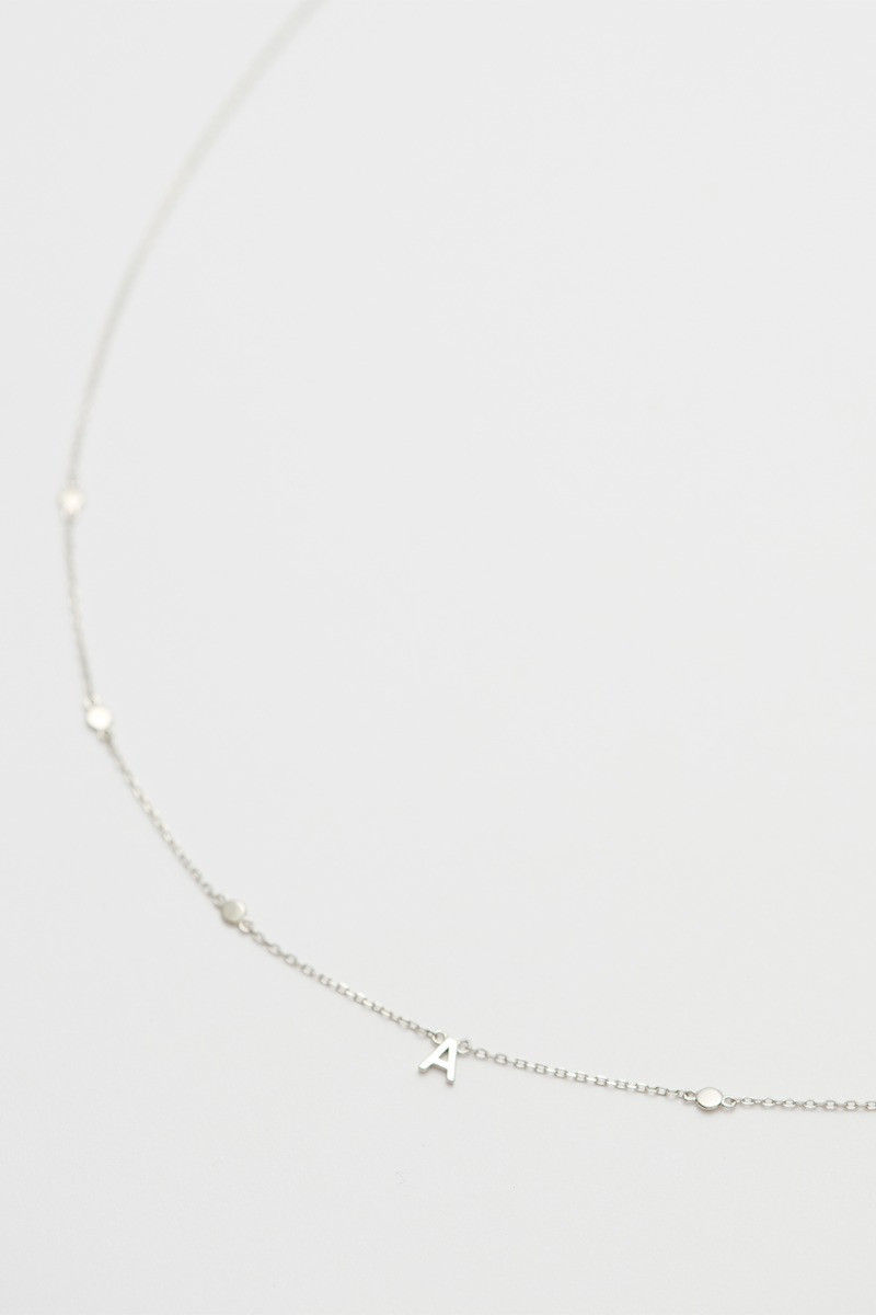 EVEREVE Ali Initial Necklace | EVEREVE | Evereve