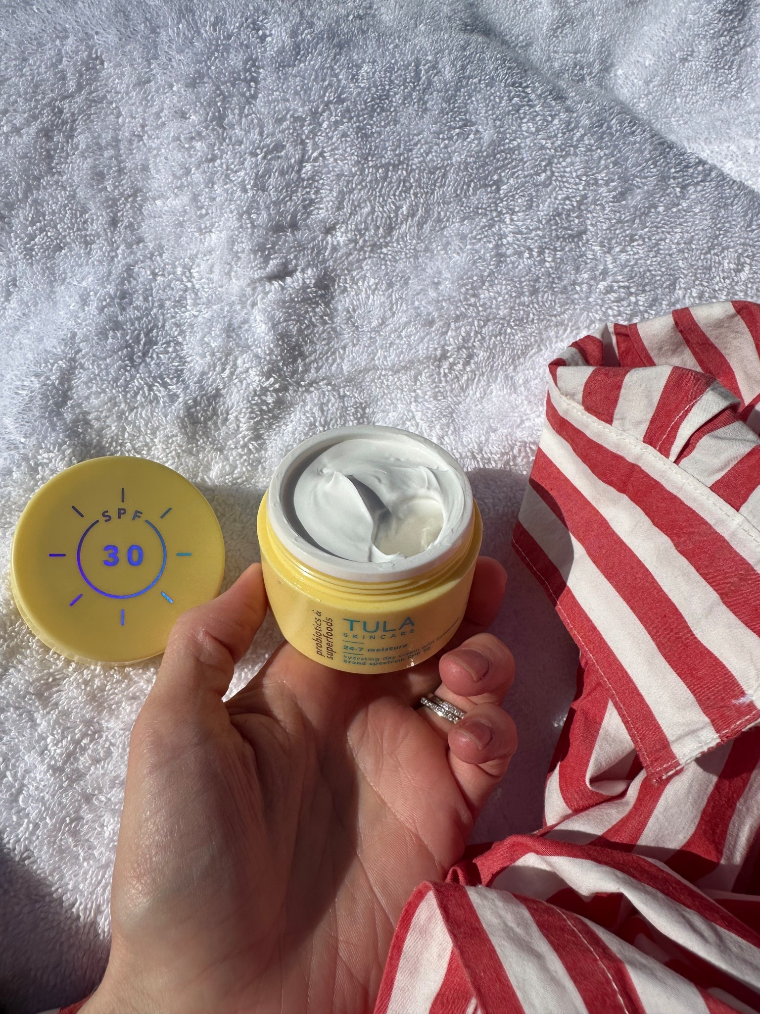 Day cream + SPF 🙌🏻☀️

#LTKBeauty #LTKFindsUnder100 #LTKFindsUnder50