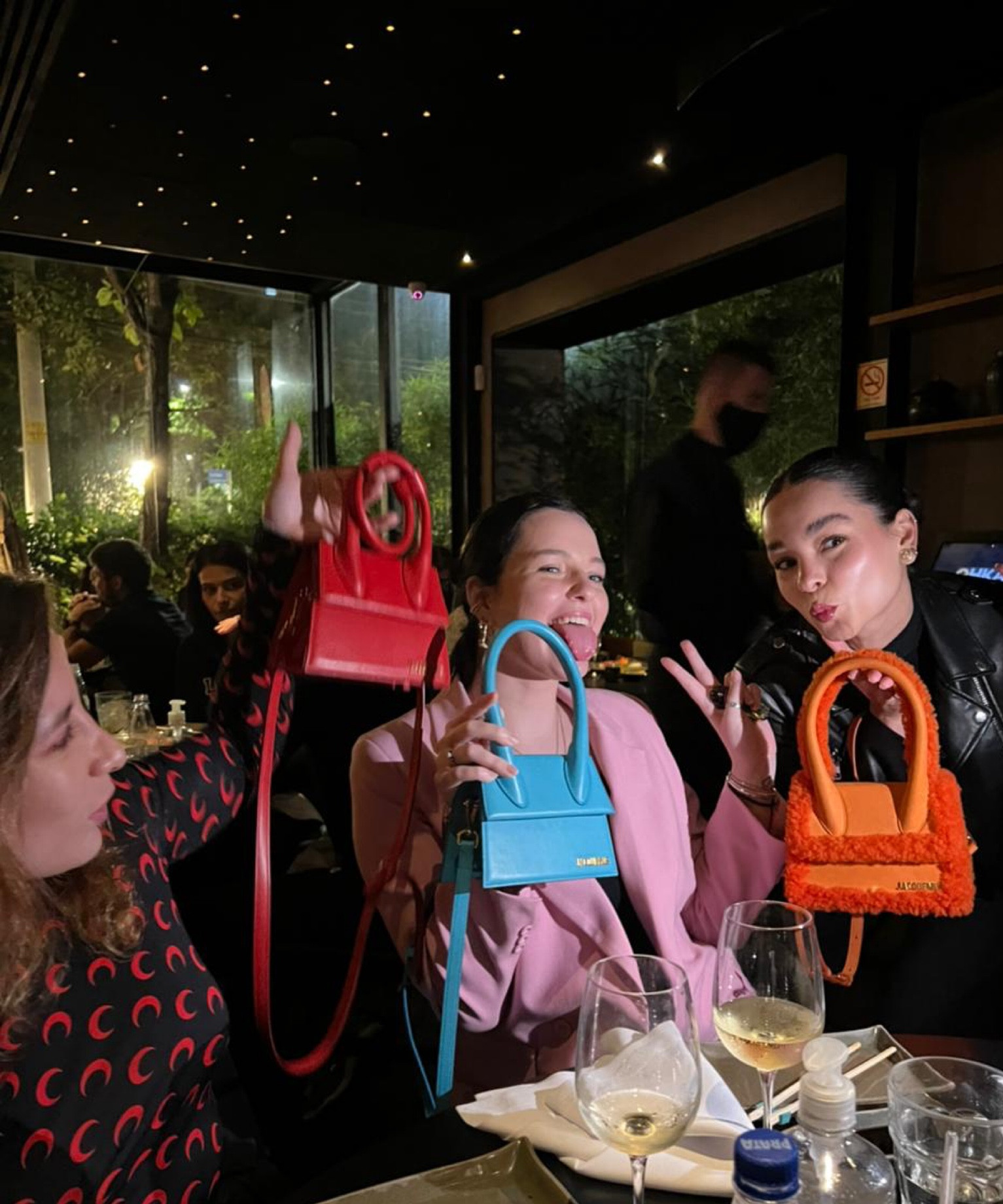 Uma obsessão saudável, eu prometo! 😂 mas de fato o melhor custo benefício, uma bolsa chic, de bom tamanho e cool ao mesmo tempo.