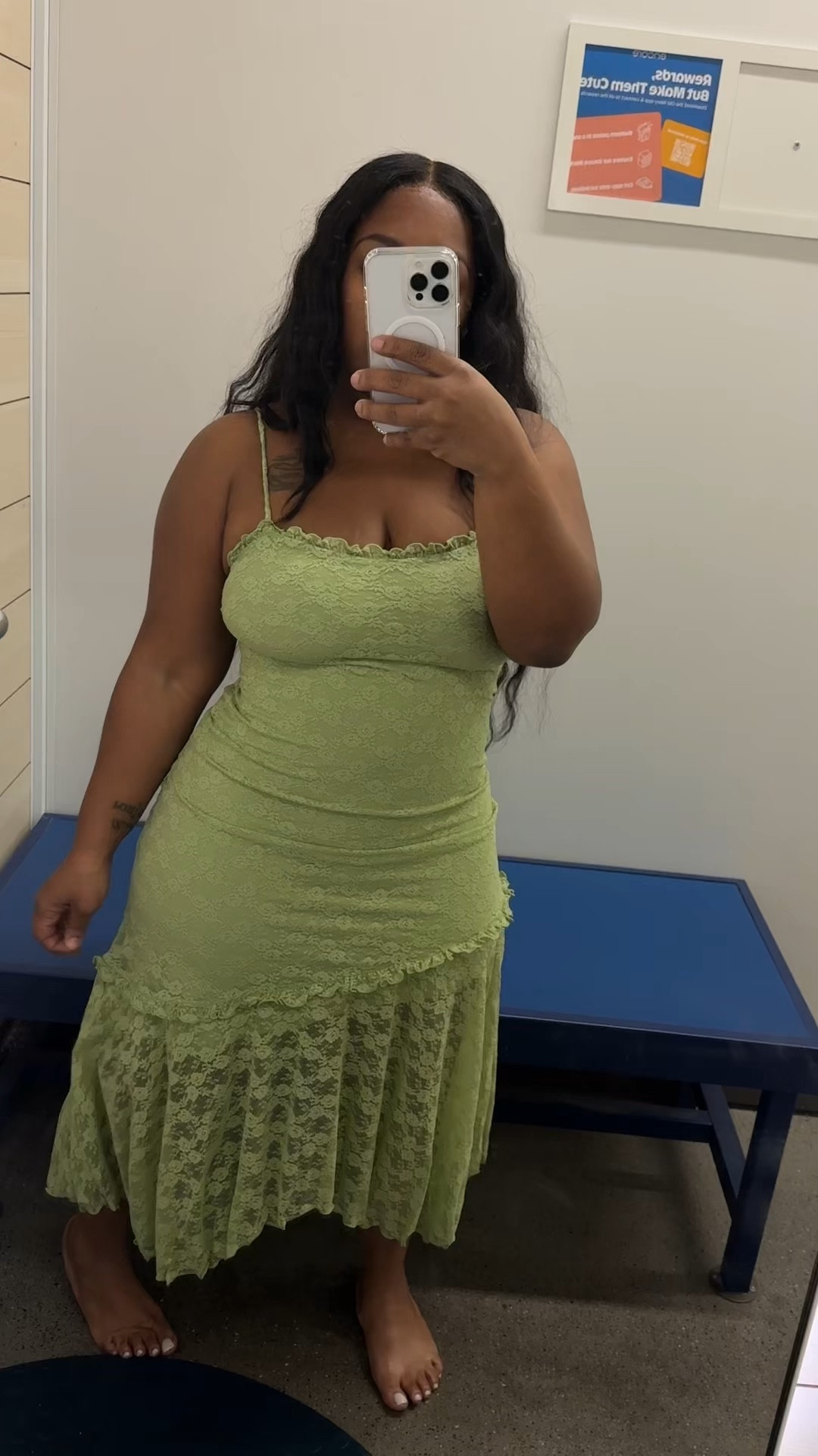 Super cute spring dresses from @Old Navy #curvyfashion #curvygirl #springfashion #oldnavystyle #curvybodies 

I’m wearing a size medium 