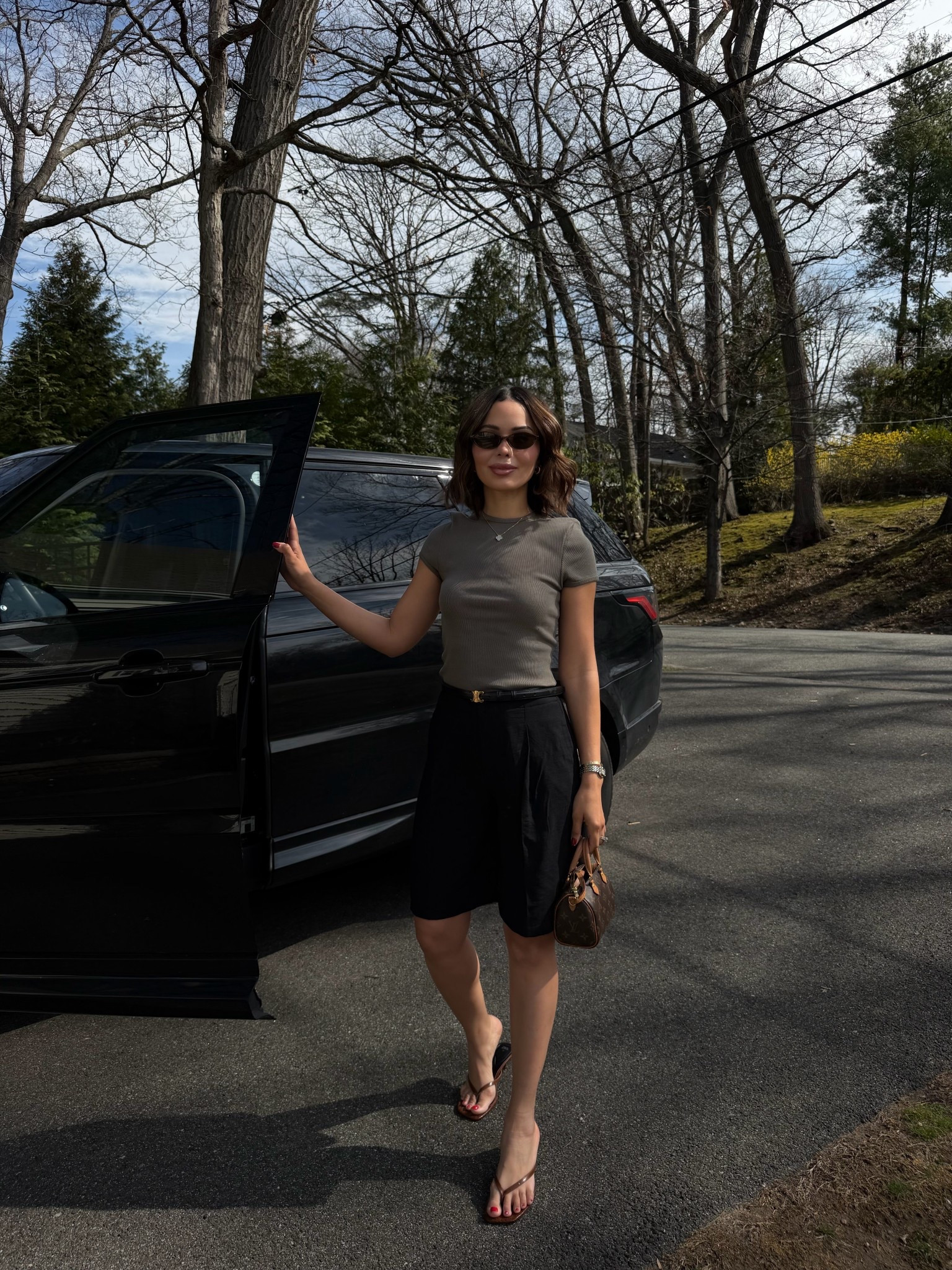 Spring outfit! 
Small top
2 bottoms 