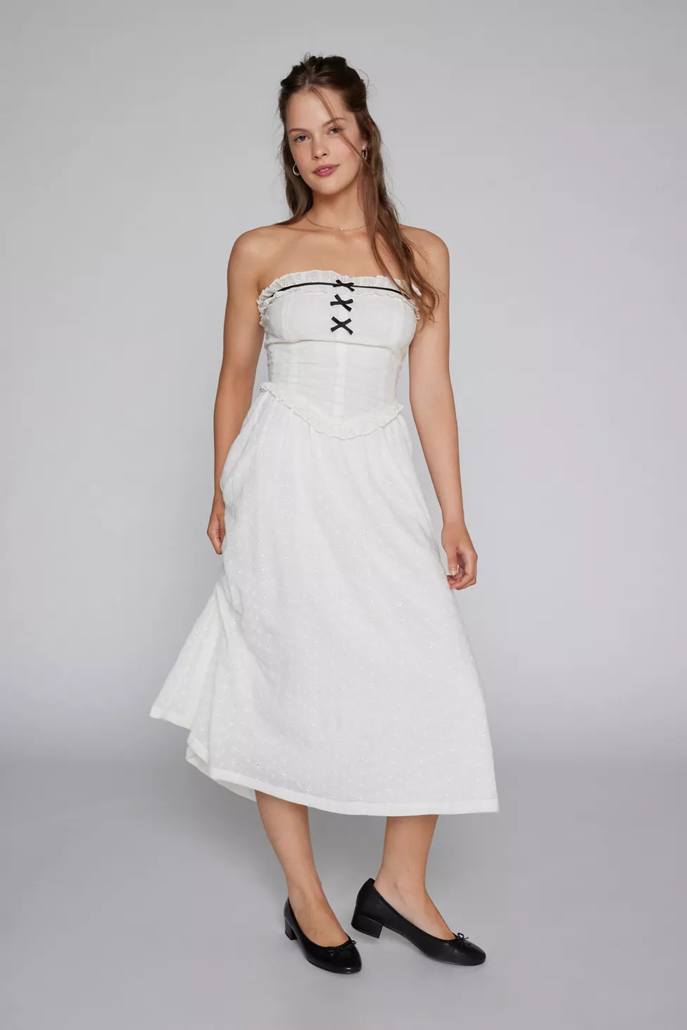 Kimchi Blue Ammie Eyelet Midi Dress | Urban Outfitters (US and RoW)
