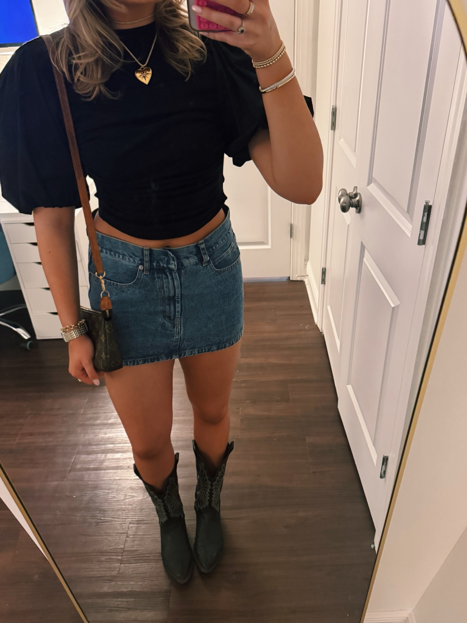 🖤