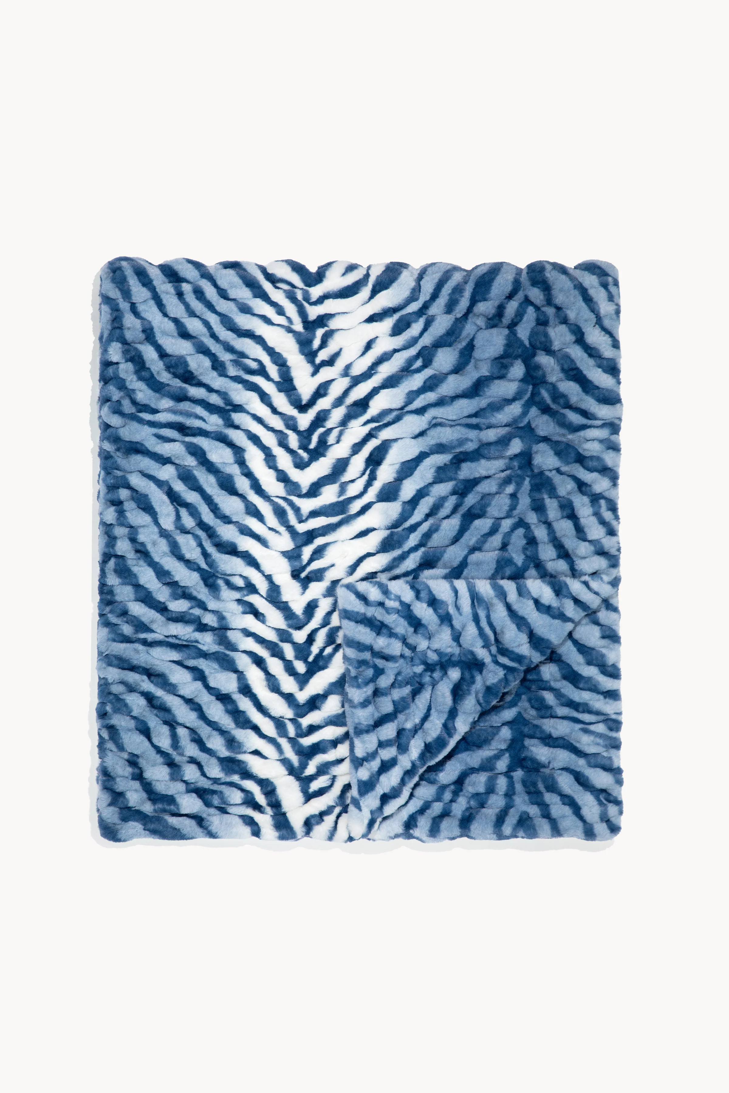 Blue Zebra - Large | Lola Blankets