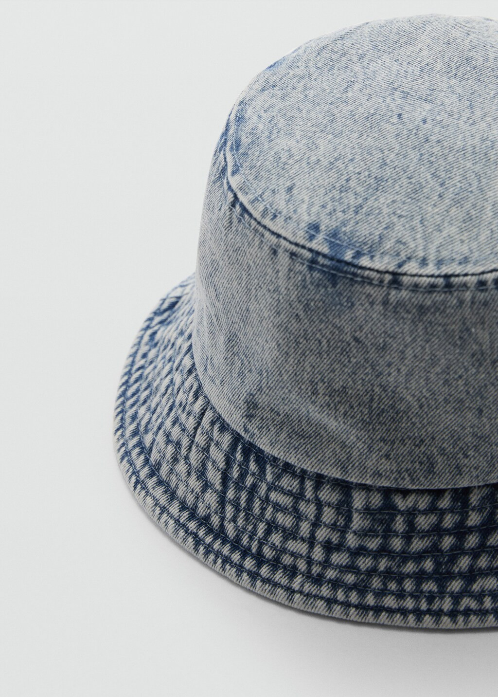 Denim bucket hat | Mango (US/MX/AU)