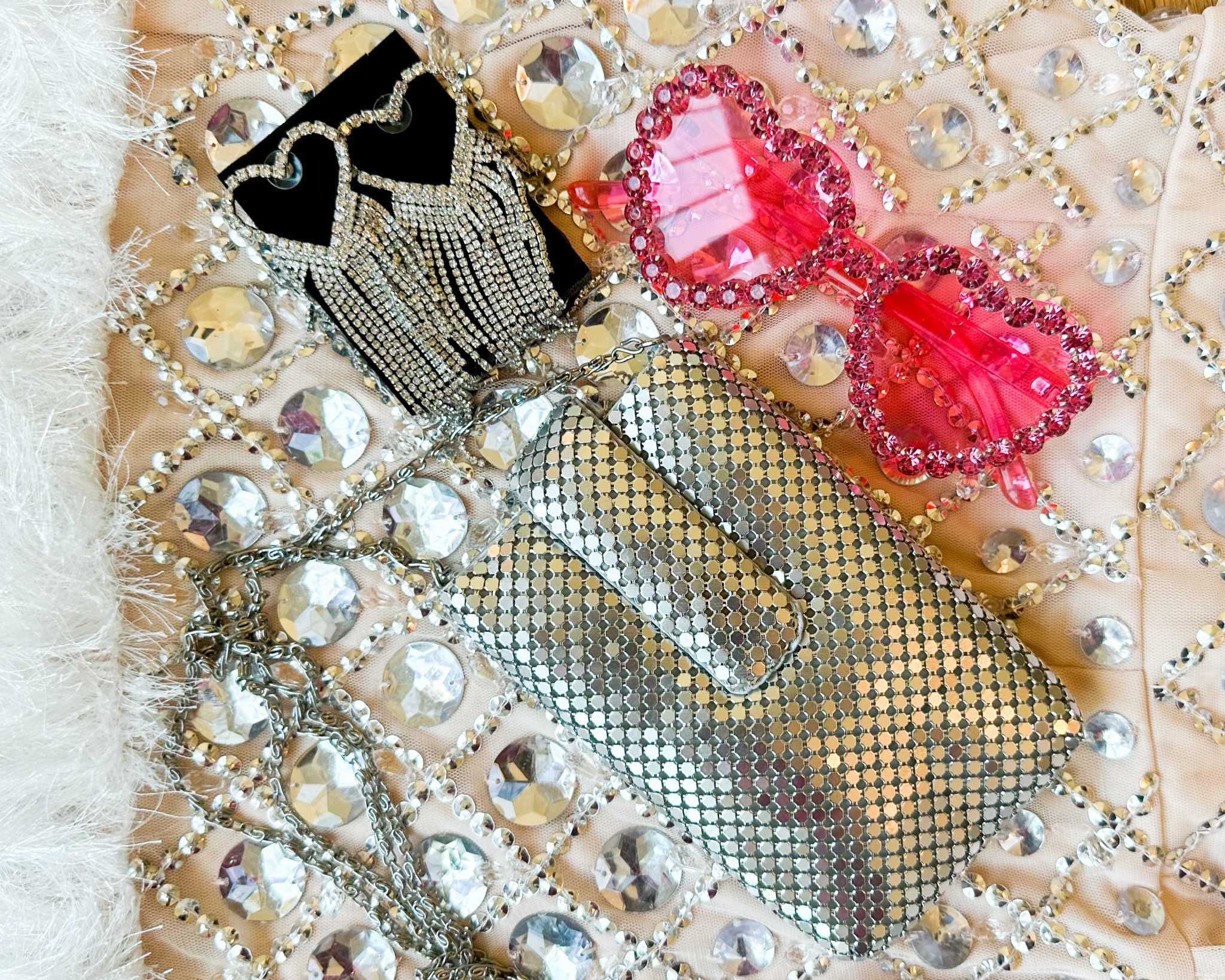 Taylor Swift Eras tour outfit, accessories, rhinestone heart earrings, chandelier earrings, heart sunglasses, pink sunglasses, stadium bag, sparkly purse, silver purse

I’m going to the Taylor Swift concert in Tampa. The bag rules for that stadium are very specific that it can only be a 4.5”x6.5” bag (doesn’t matter if it’s a clear bag or not), so I needed something to hold my phone and necessities. This one from Amazon is perfect! 

#LTKSeasonal #LTKunder100 #LTKFestival