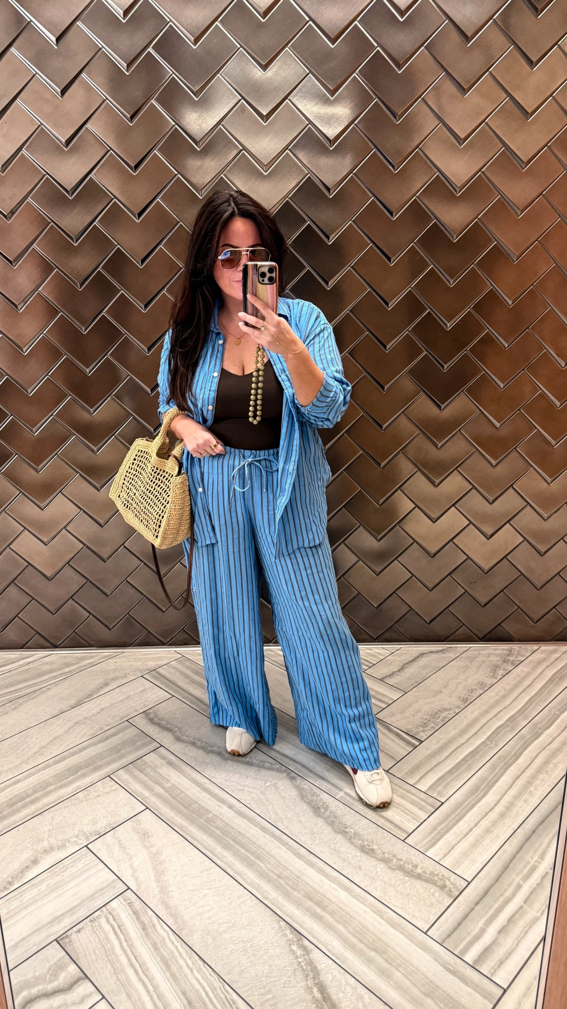 Hawaii travel outfit

#LTKMidsize #LTKSeasonal #LTKTravel