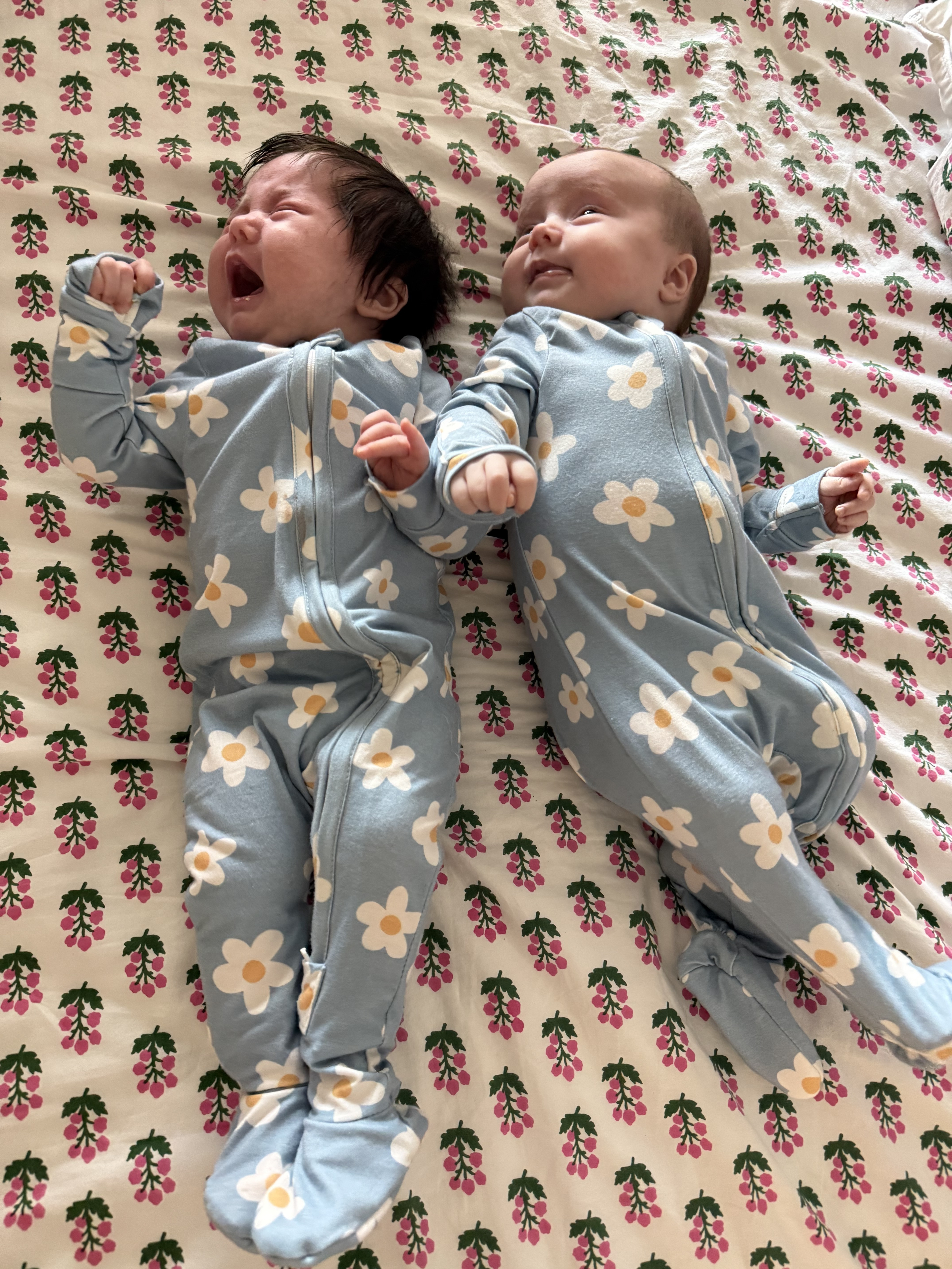 Can’t get enough of these onesies from Amazon! We have them in so many prints & colors 🩵🩵

#LTKKids #LTKFamily #LTKBaby