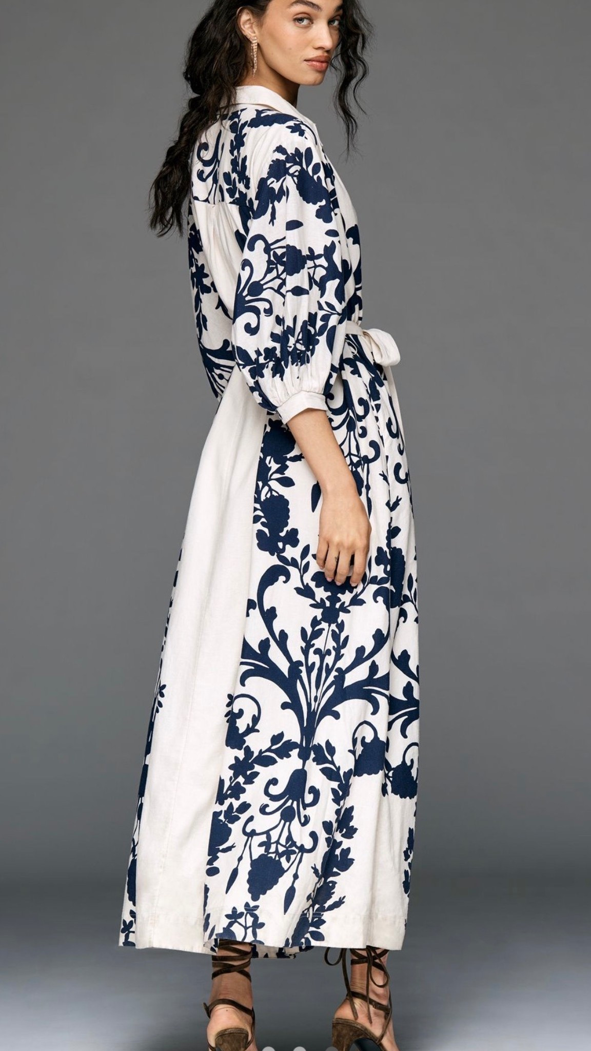 The Mona Linen Shirt Dressby Maeve

Set the scene with Mona – your new dress for main character moments – featuring a chic collar, puff sleeves, and belted button-front styling

#LTKootd #LTKTravel #LTKWorkwear