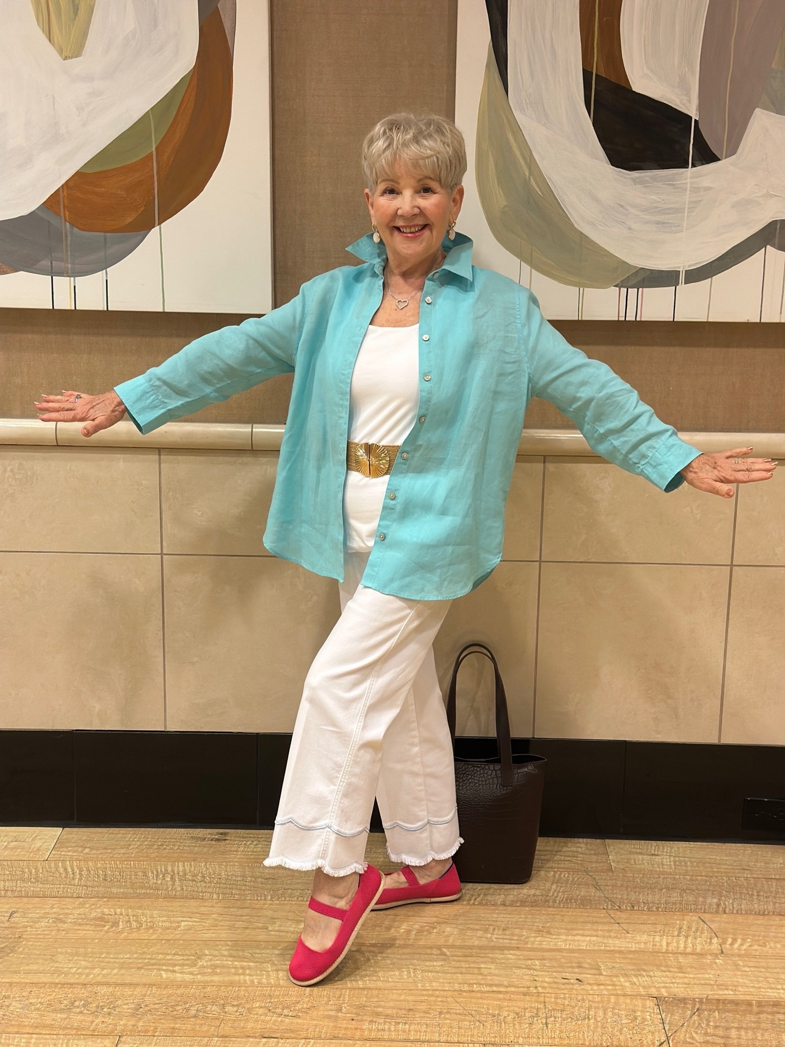 Mimi wearing Chicos and is so cute

#LTKdayinmylife #LTKootd #LTKgrwm