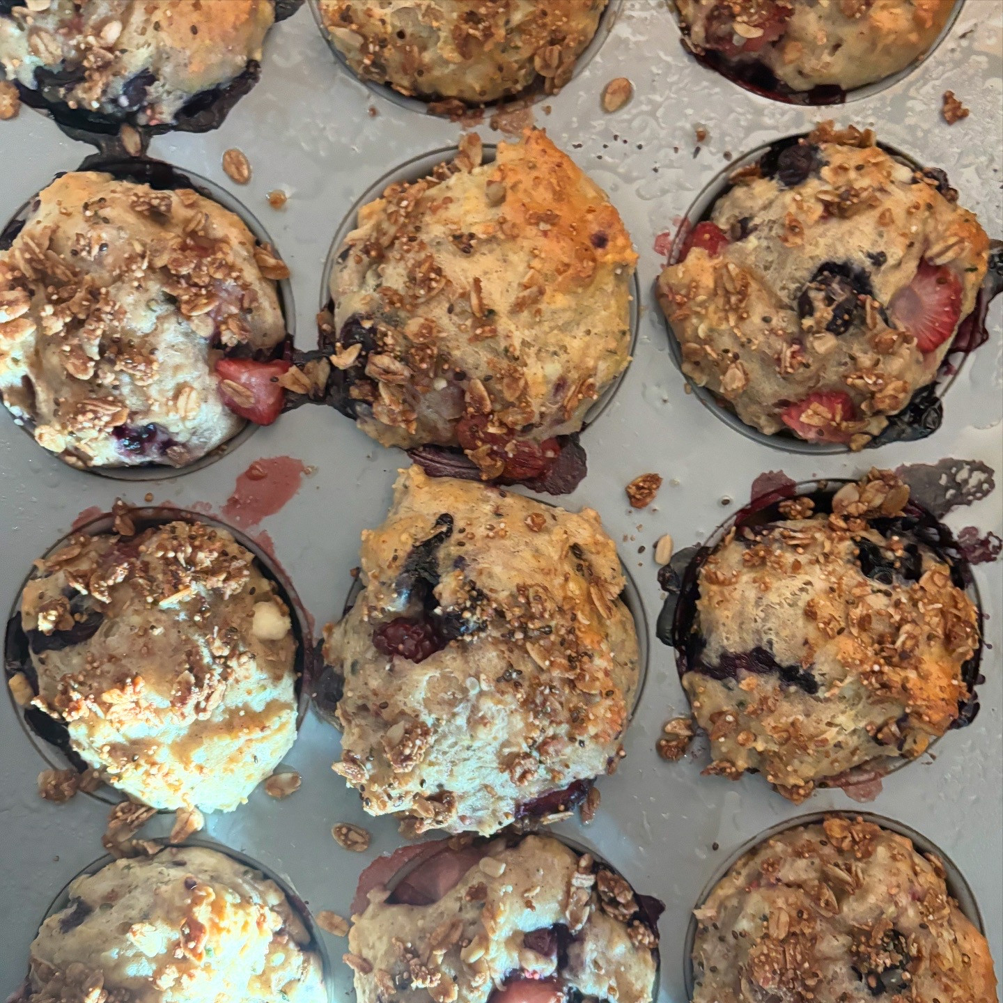 Gluten free and delicious protein berry muffins! These were super easy to make & yummy!

1 Cup Cottage Cheese
1 Cup mixed Berries
2 Cups Gluten Free 1:1 All Purpose Flour
2 Eggs
Cinnamon
1/2 Cup Honey
Top with GF Purely Elizabeth Granola

Mix all ingredients together & bake at 350 for about 25-35 minutes! 

Enjoy!

Everything I used is linked here!

#recipes #nontoxicliving #carawayhome 

 #LTKValentine #LTKdayinmylife #LTKfitnessgoals