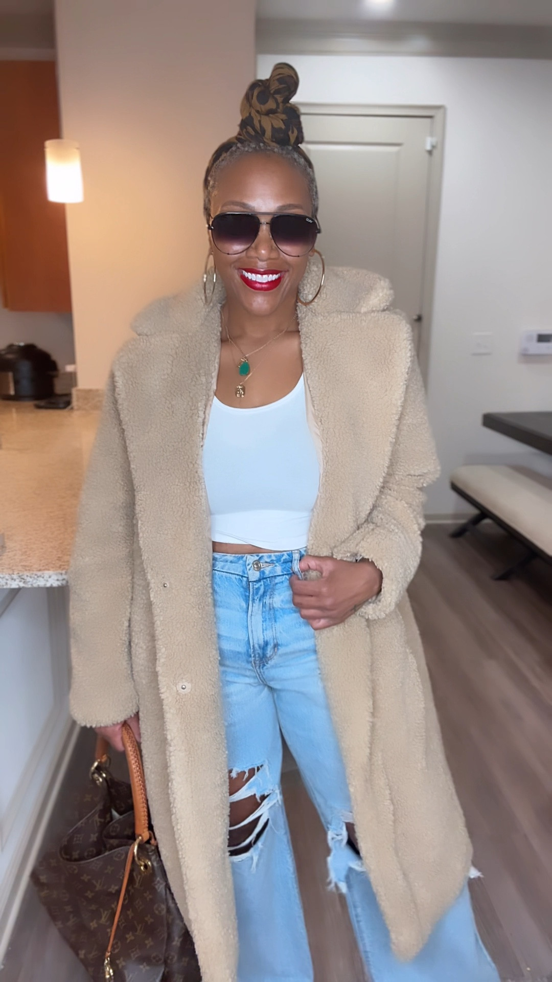 One base, five coats—because accessories don’t stop at jewelry or bags! ✨ Your coat, hat, or scarf can be the ultimate accessory to elevate your outfit and show off YOUR style. That’s the beauty of owning your style—confidence in every piece, every time. No rules, no limits, just YOU! 

Which coat is your favorite? Let me know below! 👇 

#LTKStyleTip #LTKSeasonal #LTKMidsize