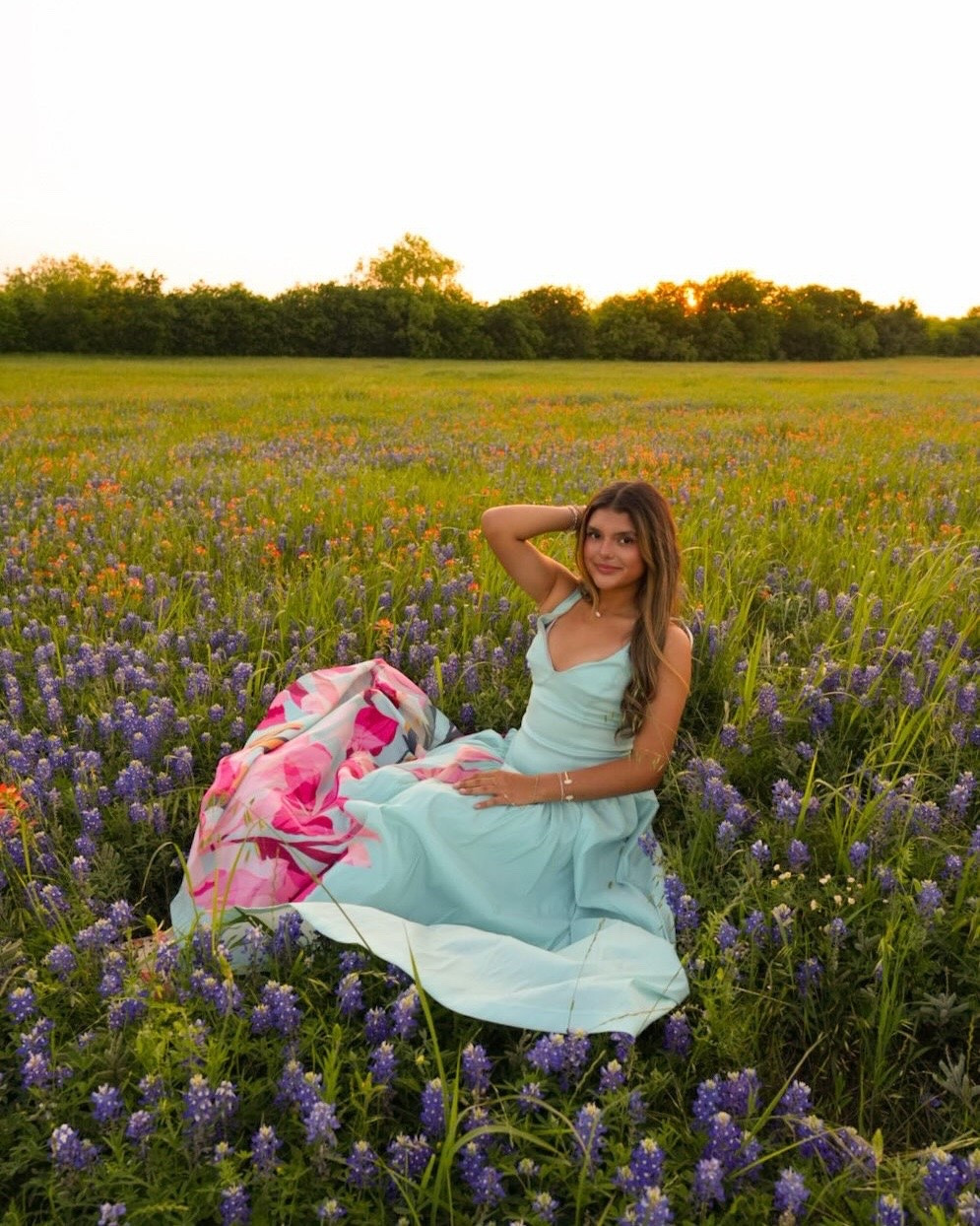 This dress is made for golden hour 💙 Soft, feminine, and perfect for spring celebrations, weddings, baby showers, or any special occasion surrounded by beautiful blooms.

#SpringStyle #BlueDress #WeddingGuestDress #GardenPartyStyle #FeminineFashion #SpecialOccasionStyle #DressInspiration #FloralFields #ElegantStyle #OccasionWear

#LTKootd #LTKstorytime #LTKdayinmylife