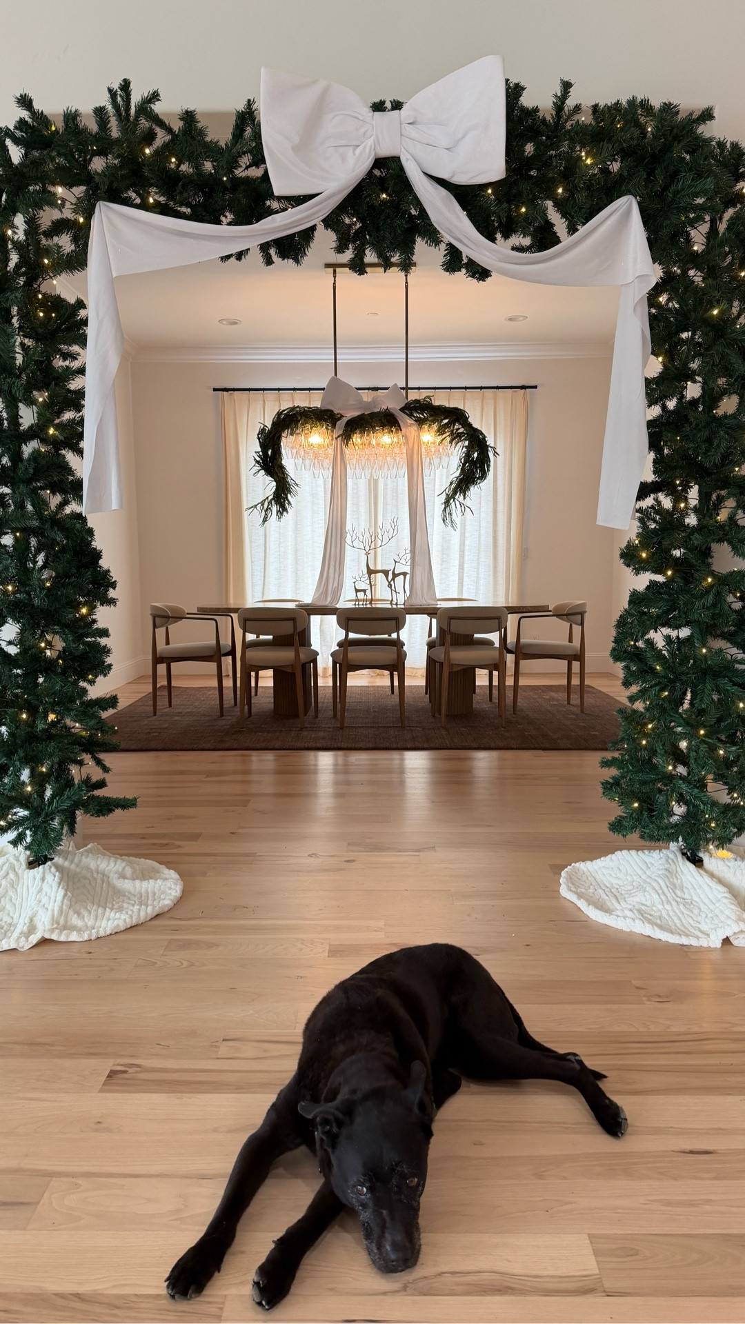 Garland evergreen arch perfect for the holidays

#LTKHome #LTKHoliday #LTKSeasonal