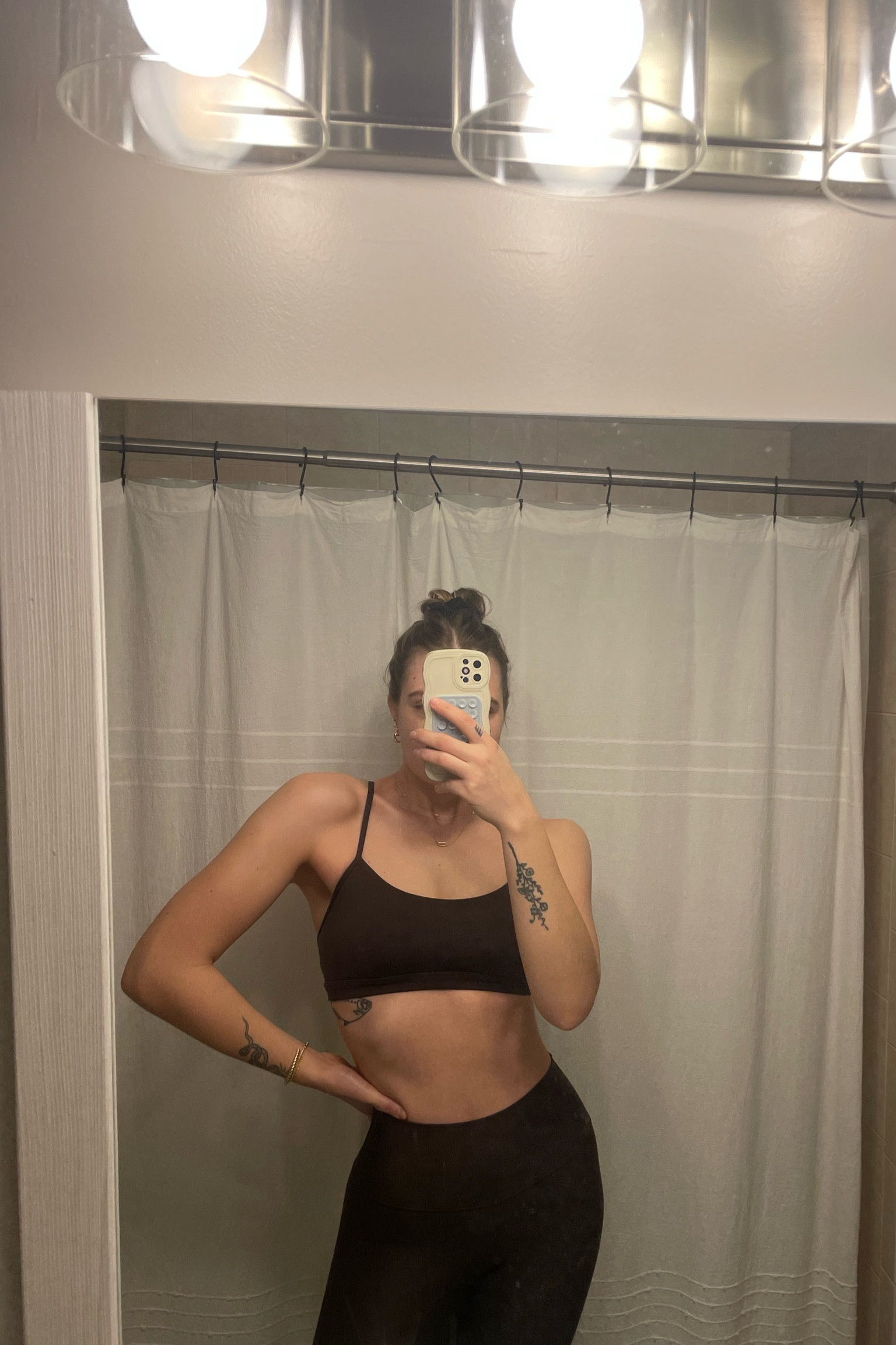 🤠🤠🤠

#LTKstyletip #LTKfitness #LTKfindsunder100