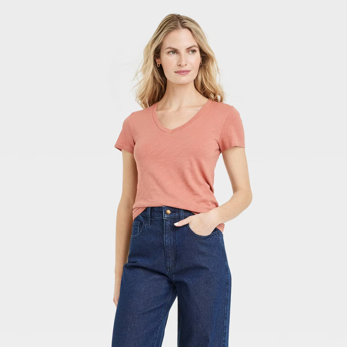 Women's Fitted Short Sleeve V-Neck T-Shirt - Universal Thread™ | Target