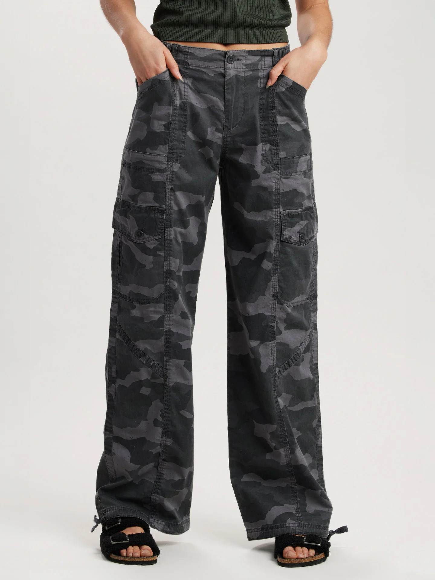 Jay Wide Leg Cargo Pant for Women | Supplies by UNIONBAY | Union Bay