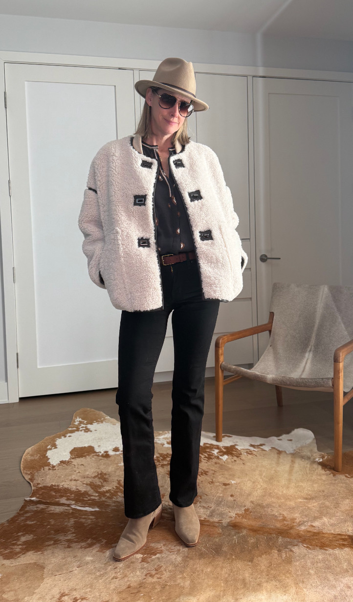The perfect coat to take you from winter to spring in style! Lightweight, versatile, and effortlessly chic.✨ #SpringStyle #LTKFinds 

 