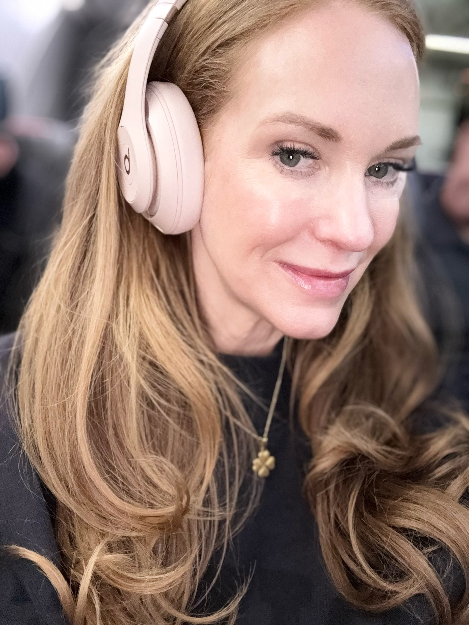 Ryan gave me these Beats Pros Kim K version for Christmas and they are amazing!!!! Such a petty color and the sound and noise canceling are soooo goohead

#LTKActive #LTKTravel #LTKGiftGuide