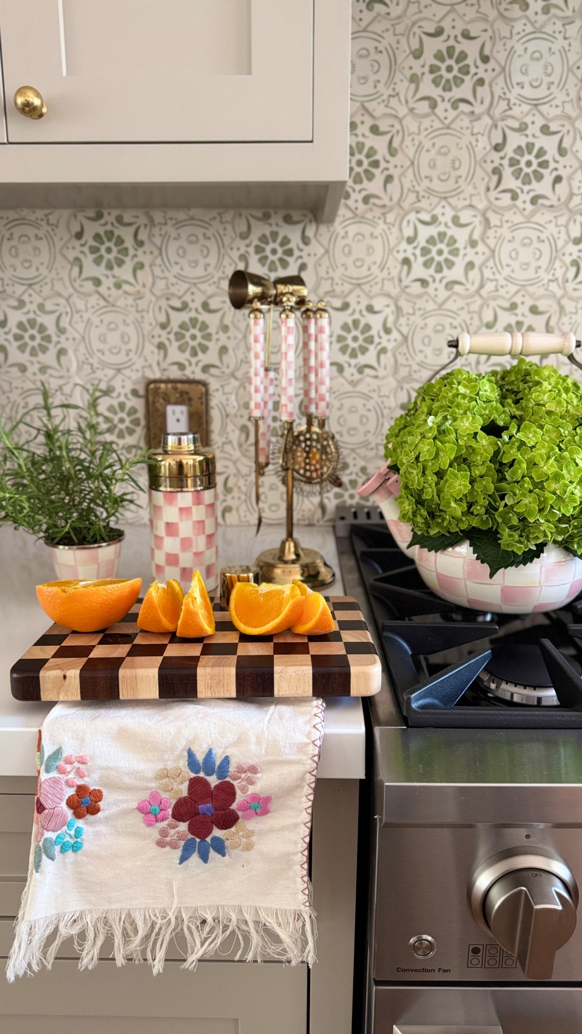 MacKenzie Childs’ barn sale! #mackenziechildsbarnsale #mackenziechilds 

#LTKHome