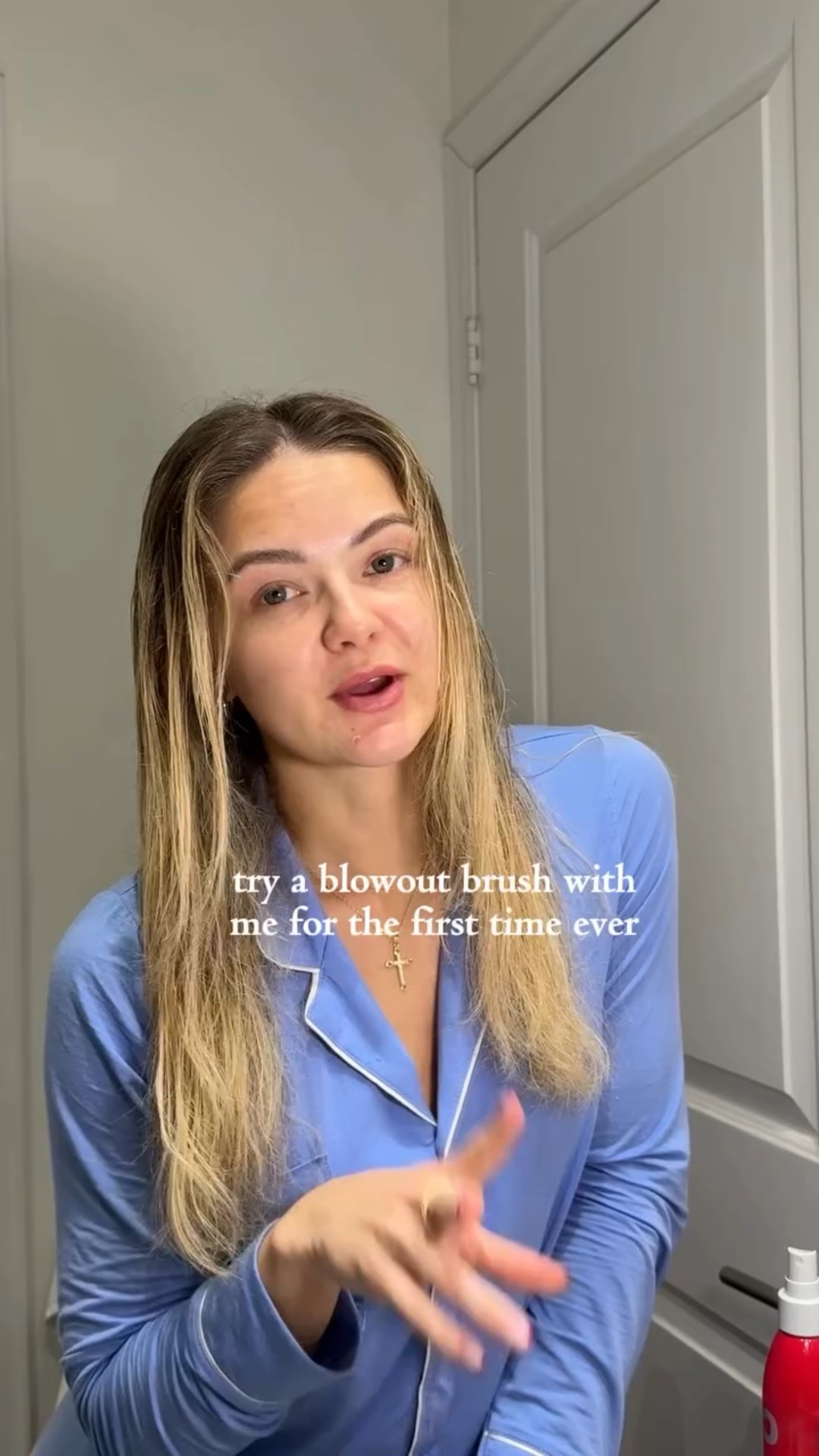 needs some practice but I think I found my new therapy before bed 😴 

using the @bondiboost 2” blowout brush 🤍

#haircare #blowout #hairroutine #asmr #hairreels