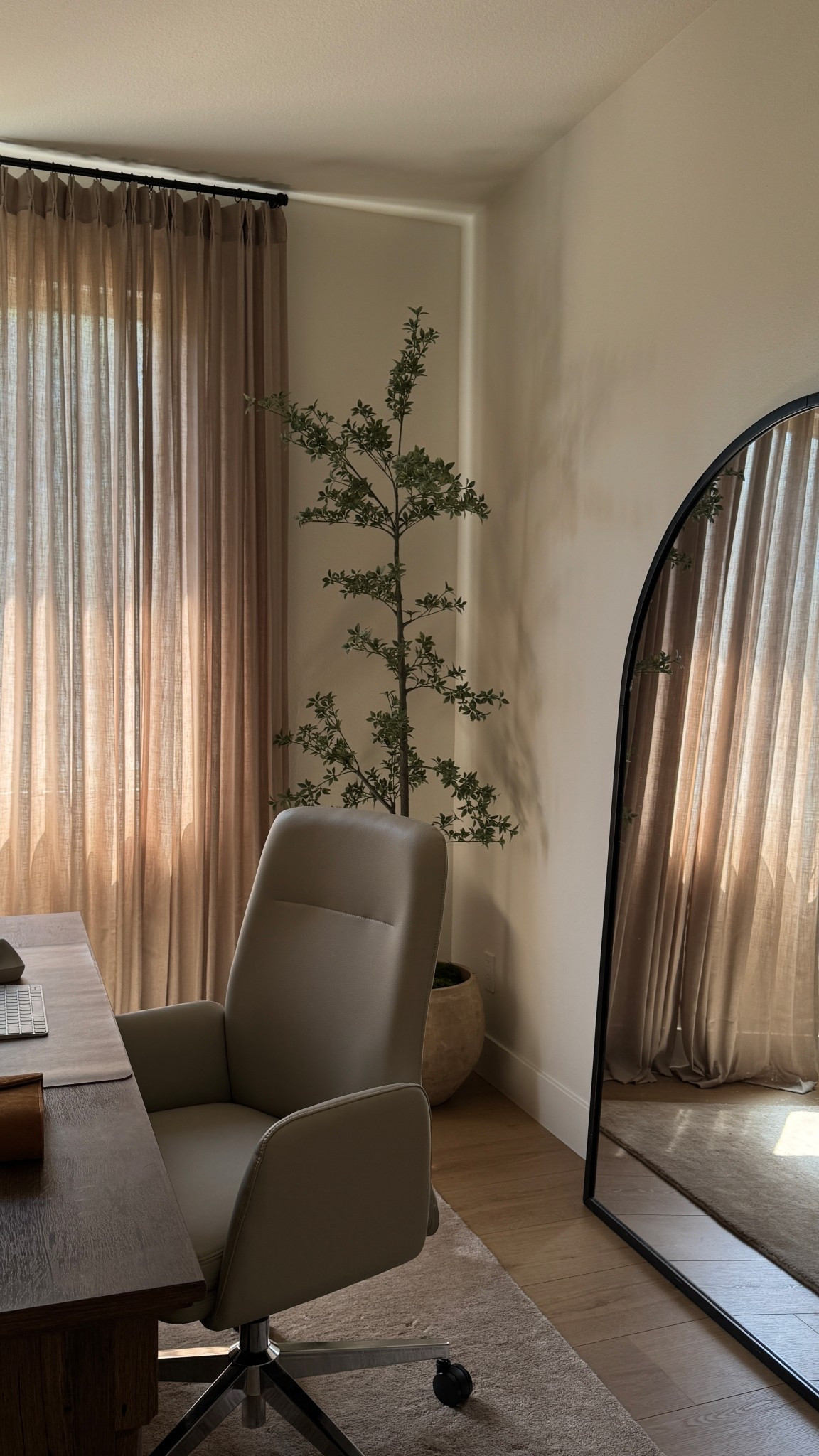 Home office 🤍 

 #LTKU #LTKHome