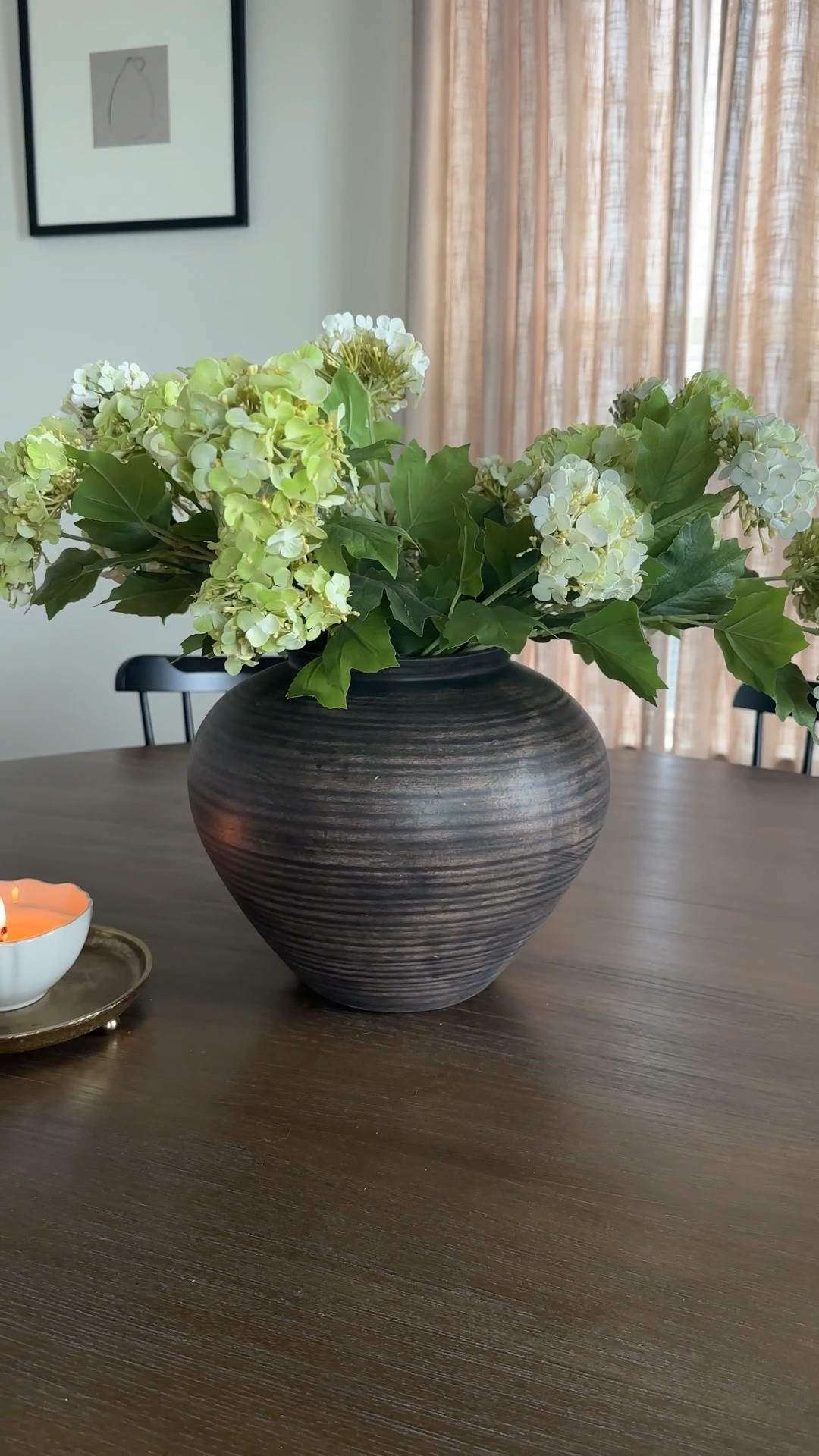 The most realistic artificial hydrangeas! Great quality and affordable.



Home finds, faux florals, spring florals, summer florals