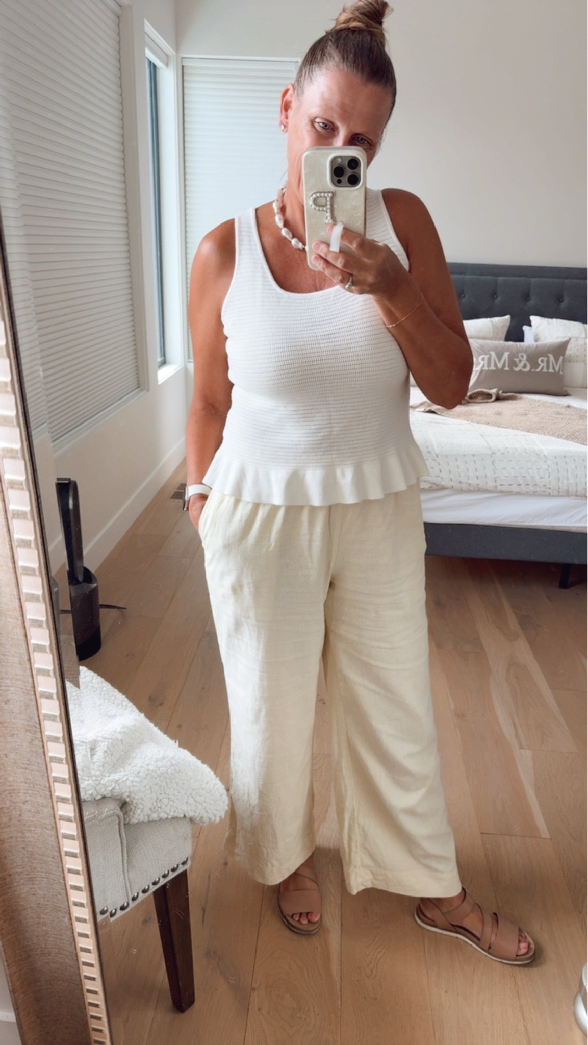Casual date night look

Linen pants, summer outfit, summer fashion 2026, elevated basics

#LTKsummer #LTKstyletip #LTKover50style