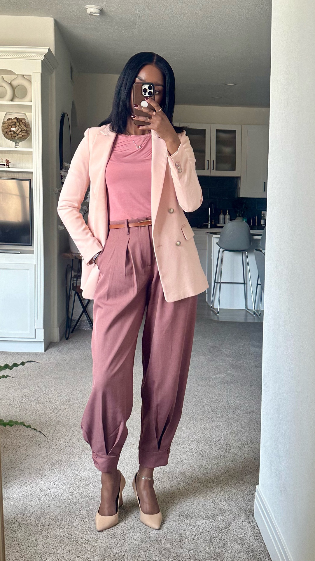 OOTD Restyled. My Sunday look restyled with cropped high waisted pants for an office look! 



#LTKTall #LTKValentine #LTKWorkwear