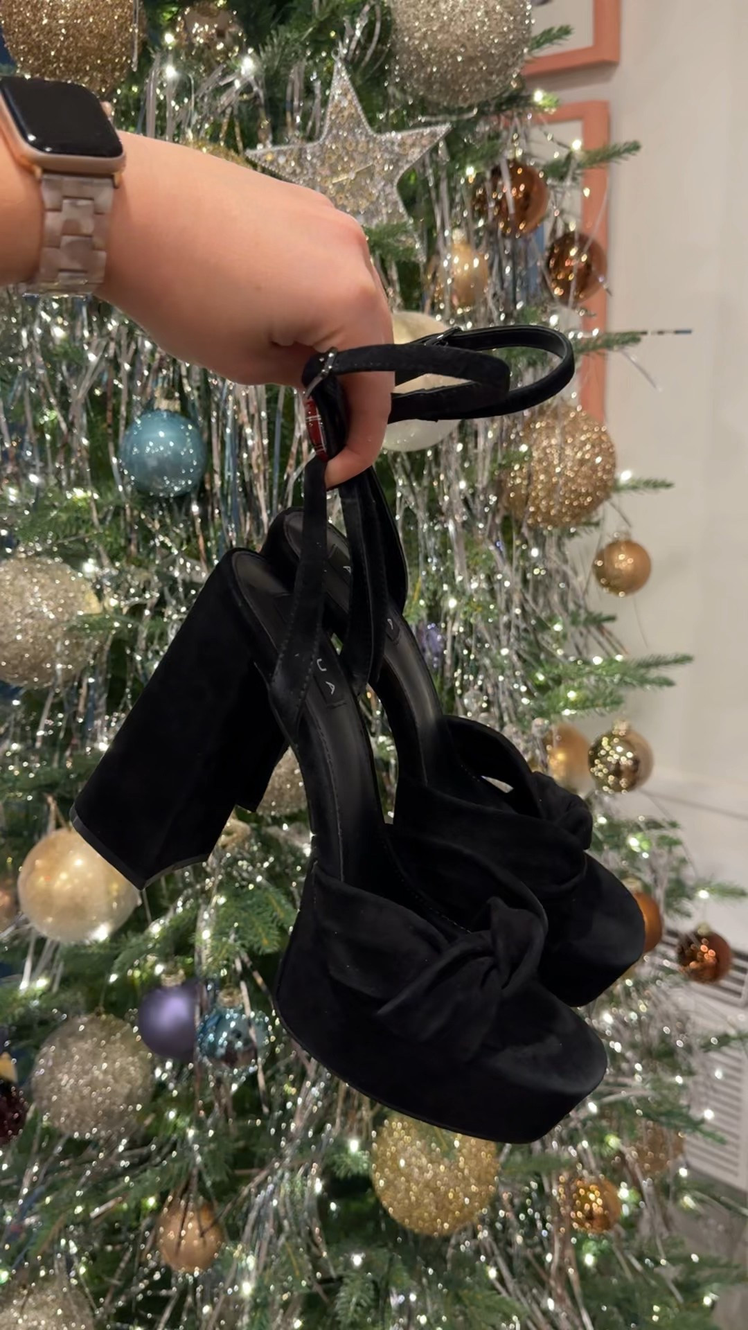 The cutest velvet platform sandals! One super sale!

#LTKSaleAlert #LTKHoliday