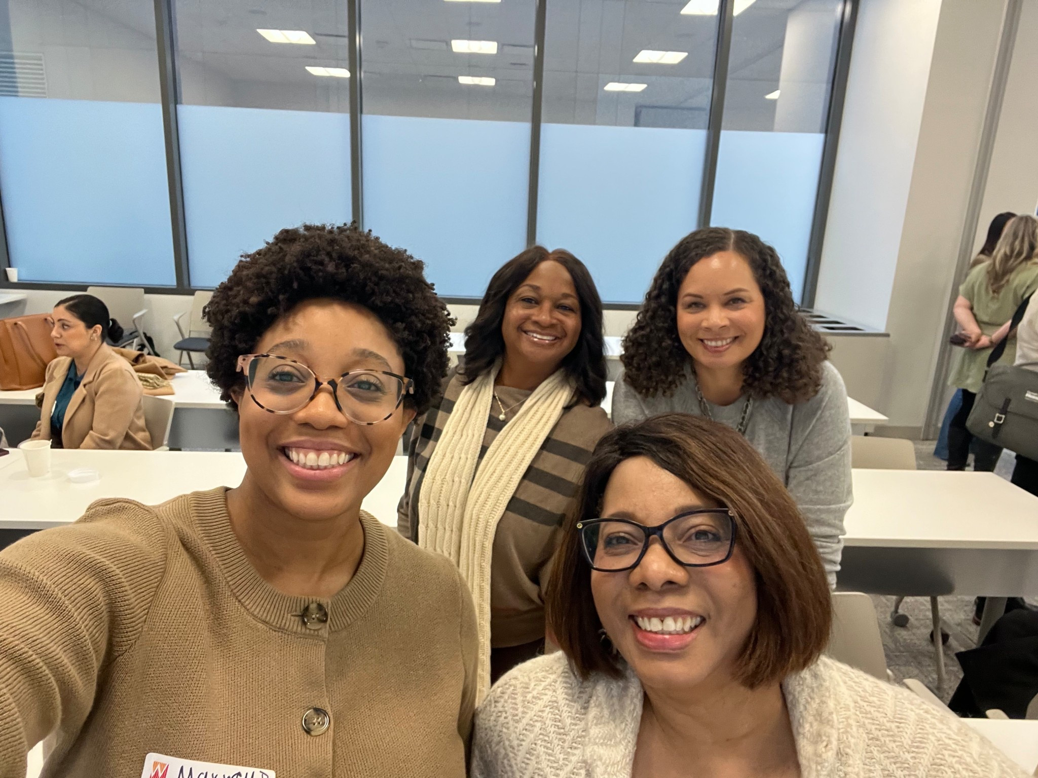 One of the things that I love most about being an entrepreneur is networking and learning from other local entrepreneurs. 🙋🏽‍♀️



#LTKWorkwear #LTKOver40 #LTKdayinmylife