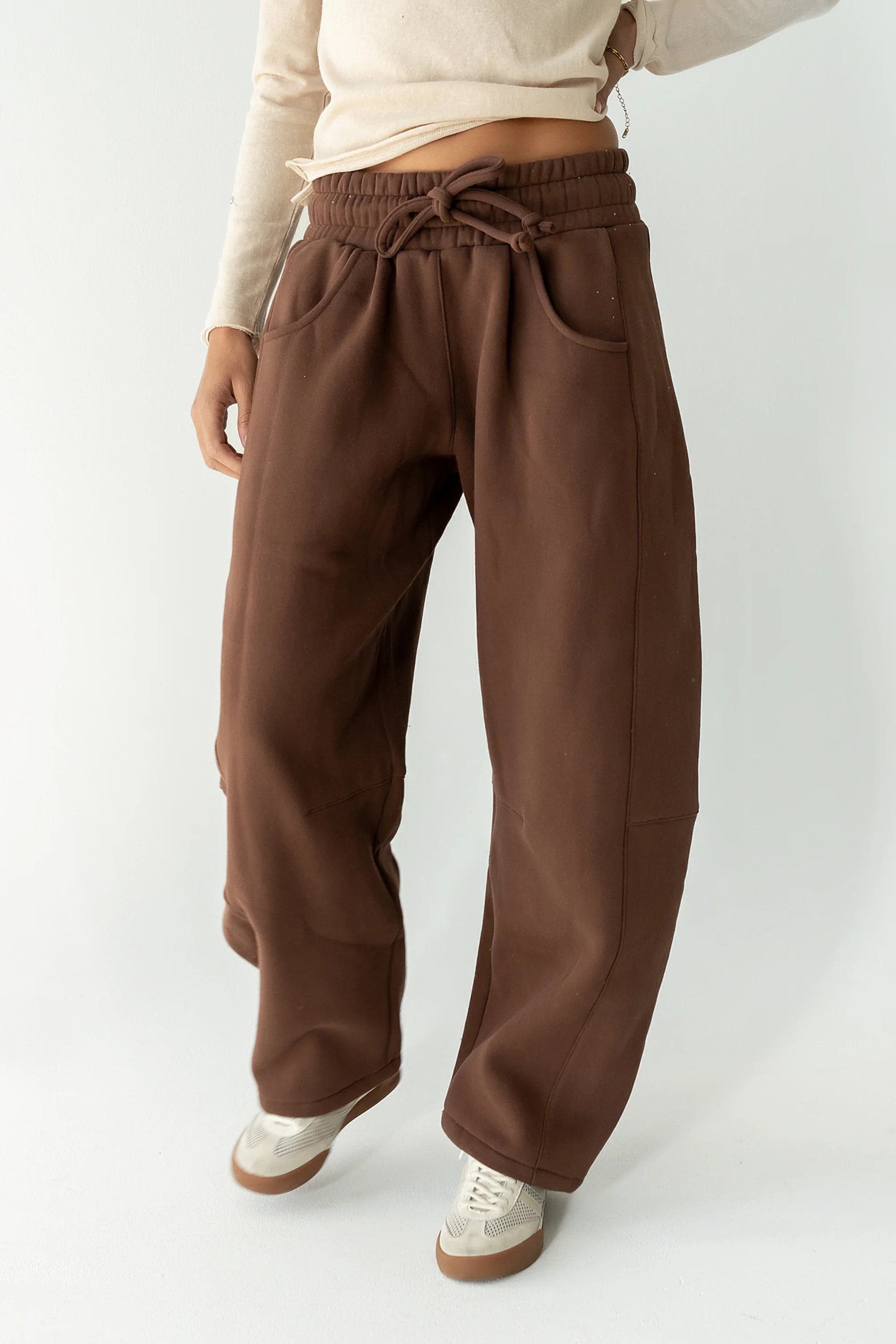 Maribel Barrel Sweatpants in Brown | Böhme US