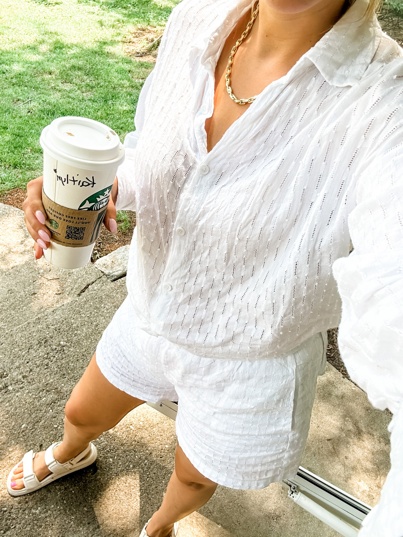 Summer OOTD
Matching Set 
Trending sandals 