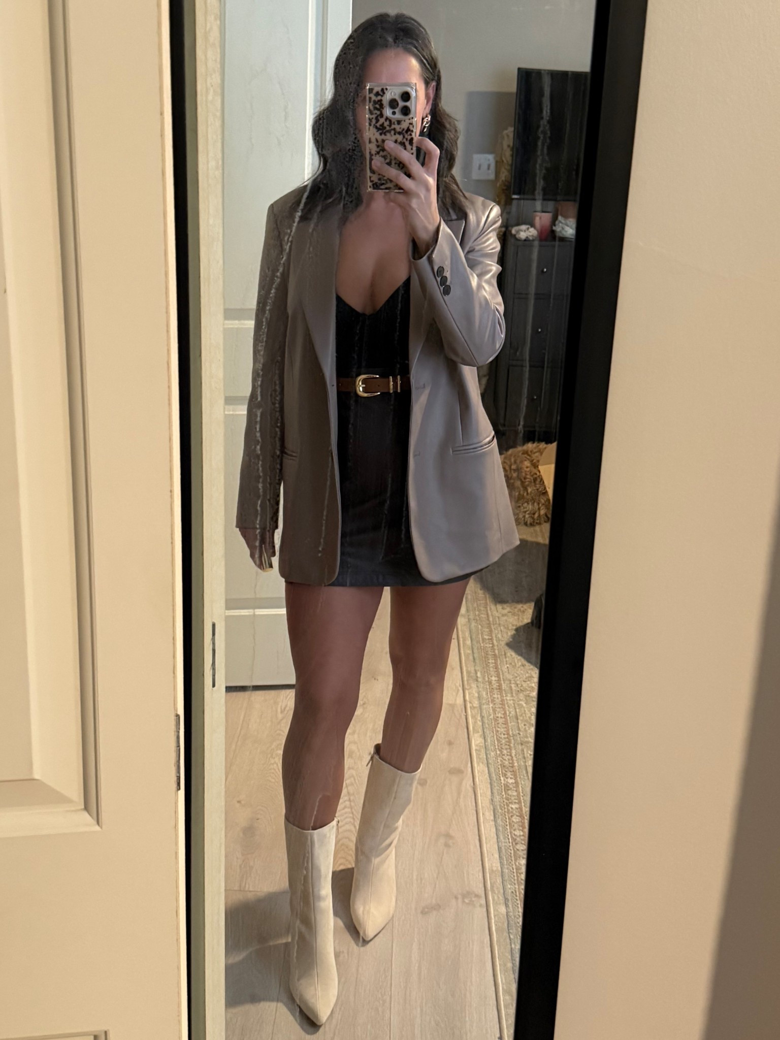 Date night look 👀 

#LTKShoeCrush #LTKPetite #LTKStyleTip