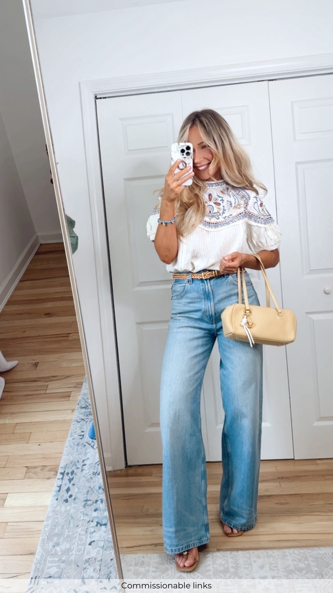 Commissionable links | Zara outfit

Zara jeans wide leg
Zara top 