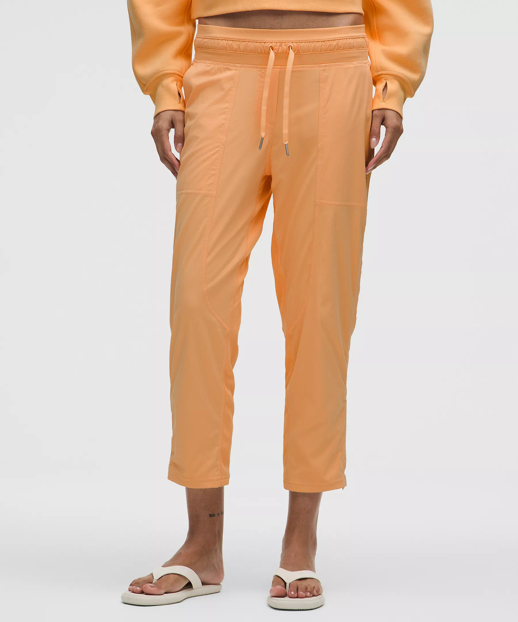 Dance Studio Mid-Rise Cropped Pant | Lululemon (US)