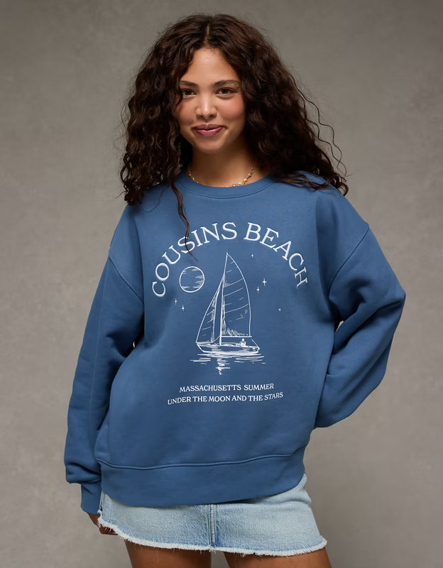 AE x The Summer I Turned Pretty Everyday Luxe Graphic Sweatshirt | American Eagle Outfitters (US & CA)