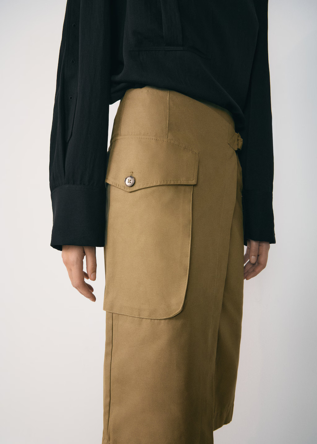 Midi-skirt with cargo pockets | MANGO (UK)