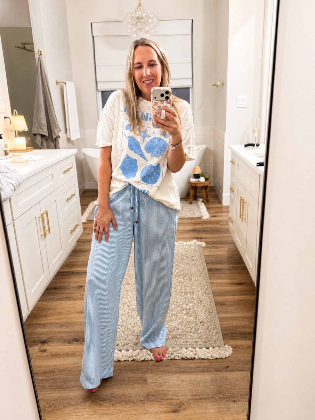 Super comfy travel vacation fit. Perfect for the airport or car ride!

#LTKootd #LTKTravel #LTKOver40