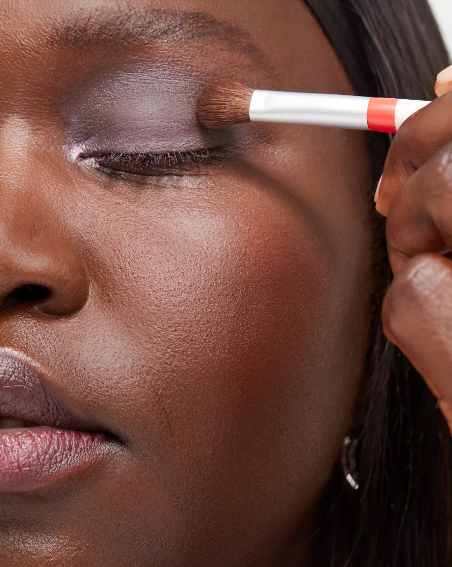 Glossier | Eyeshadow Brush | Glossier